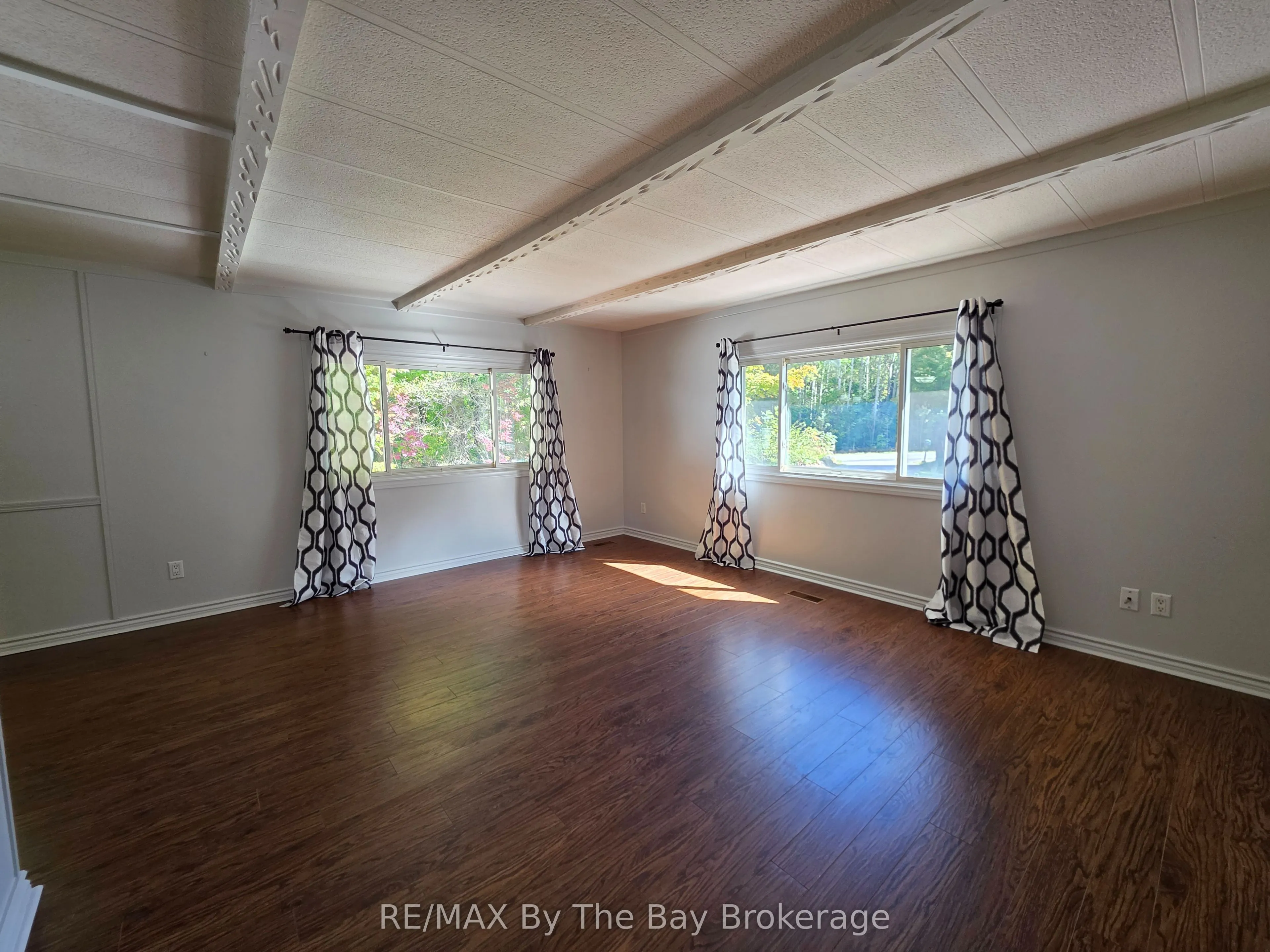 926 Brebeuf Road