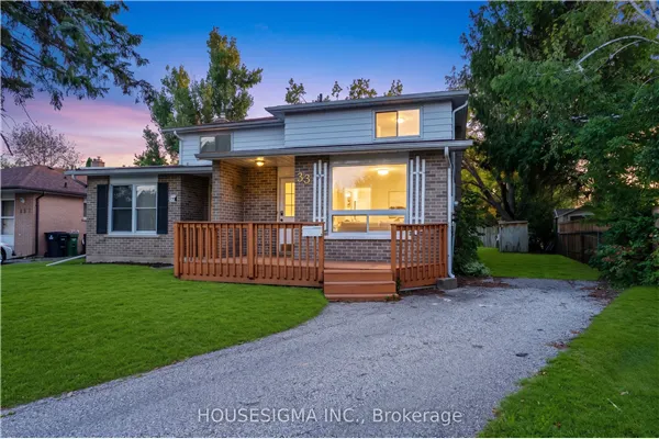 33 College Crescent