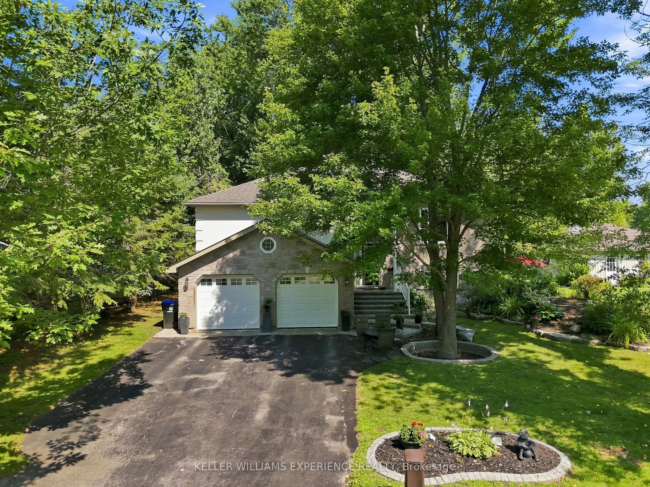 2438 Amigo Drive