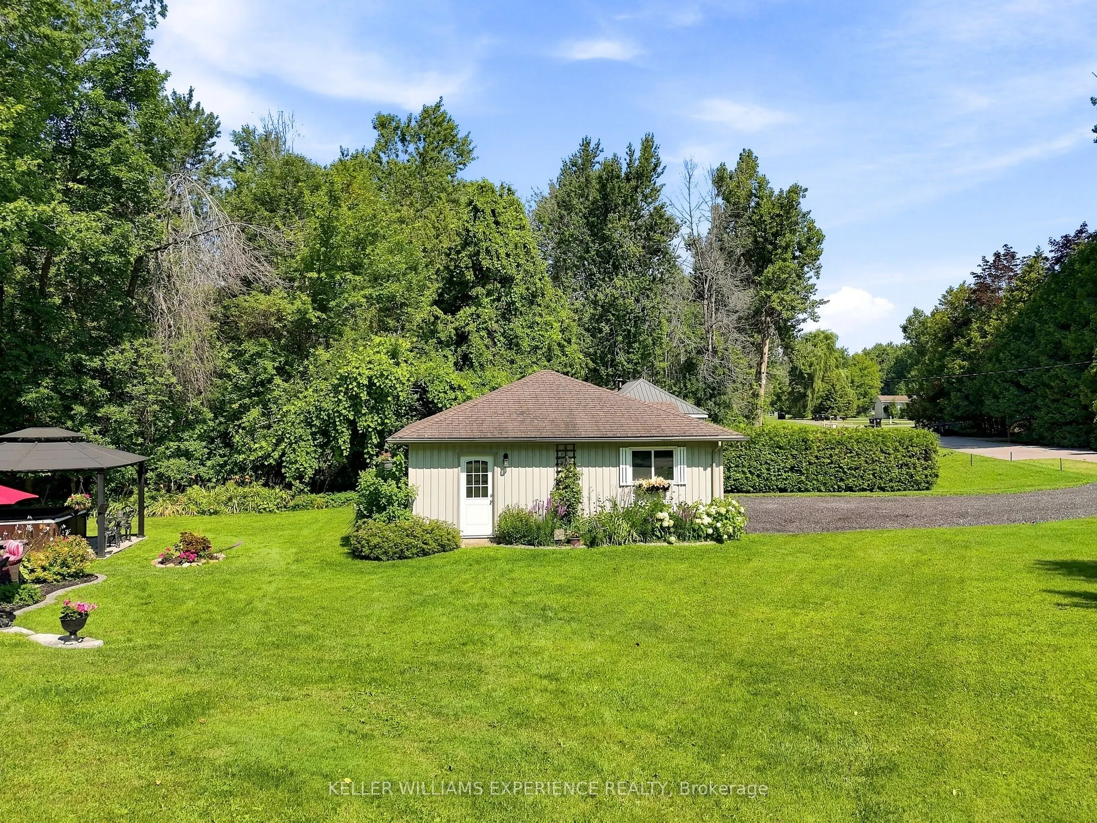 2438 Amigo Drive