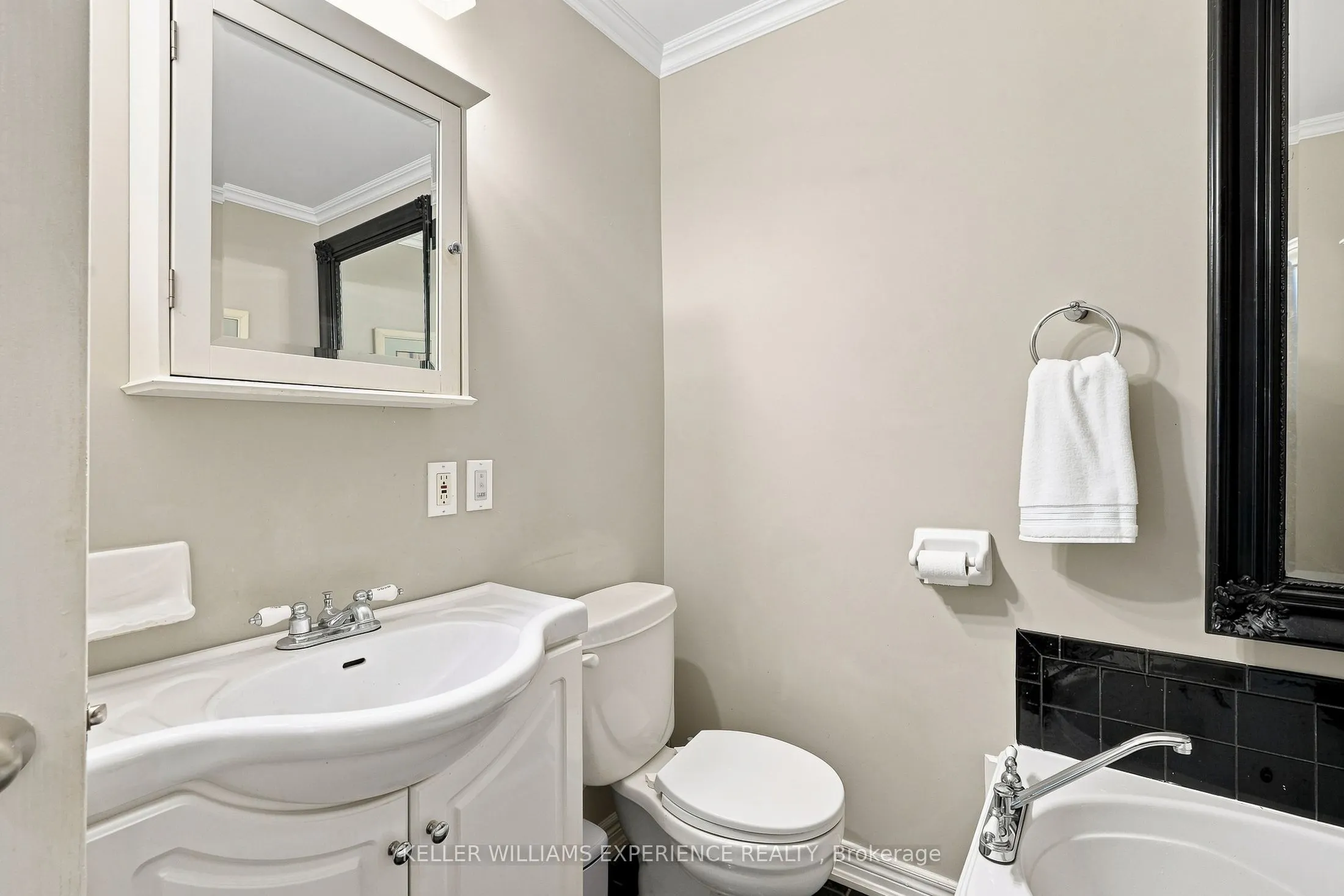 2438 Amigo Drive