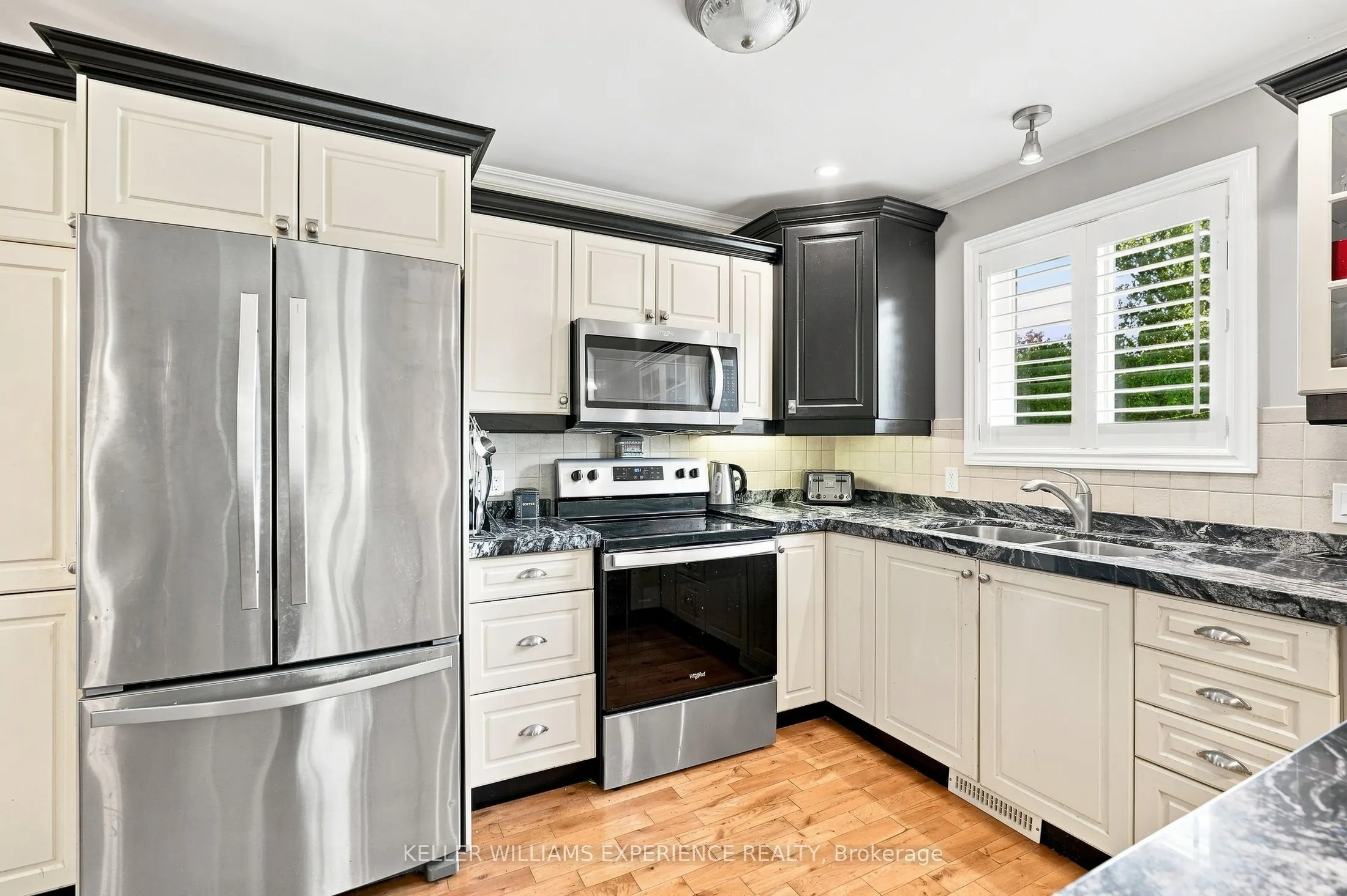 2438 Amigo Drive
