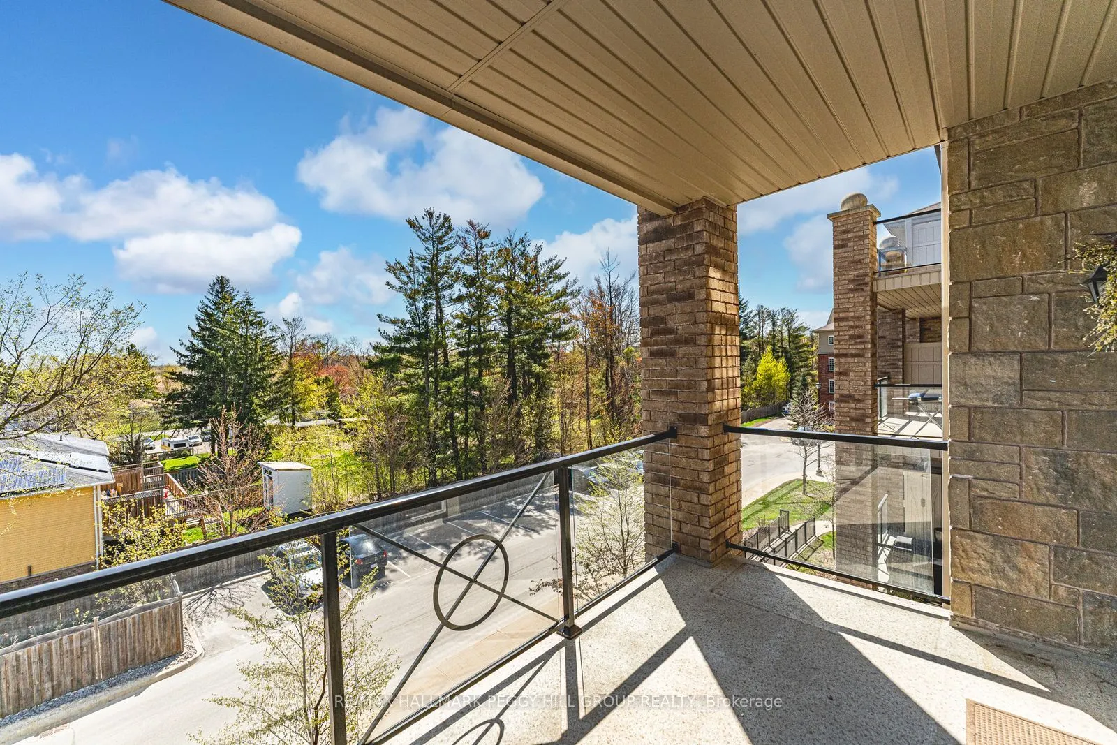 45 Ferndale Drive S #305