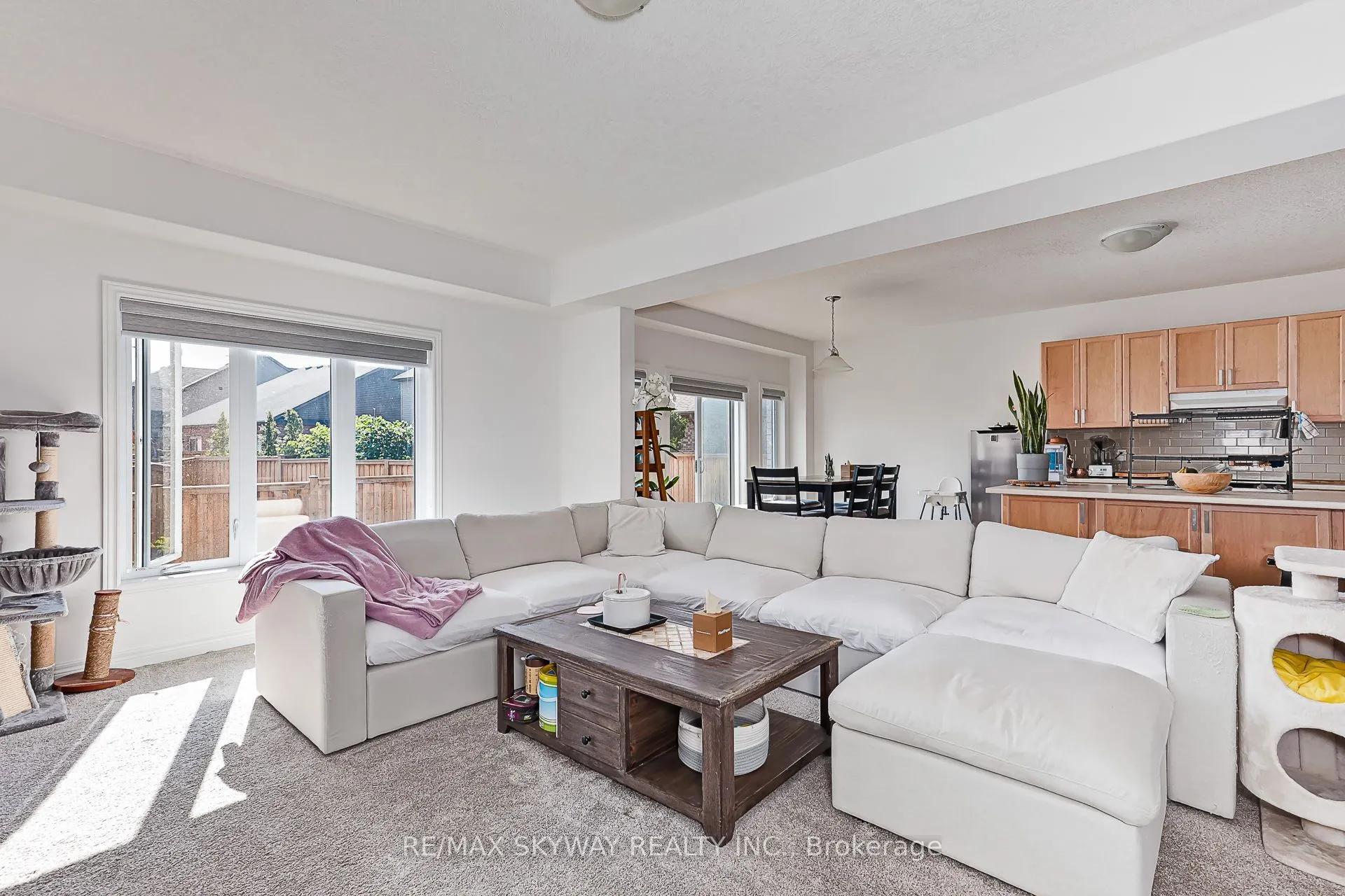 103 Plewes Drive W