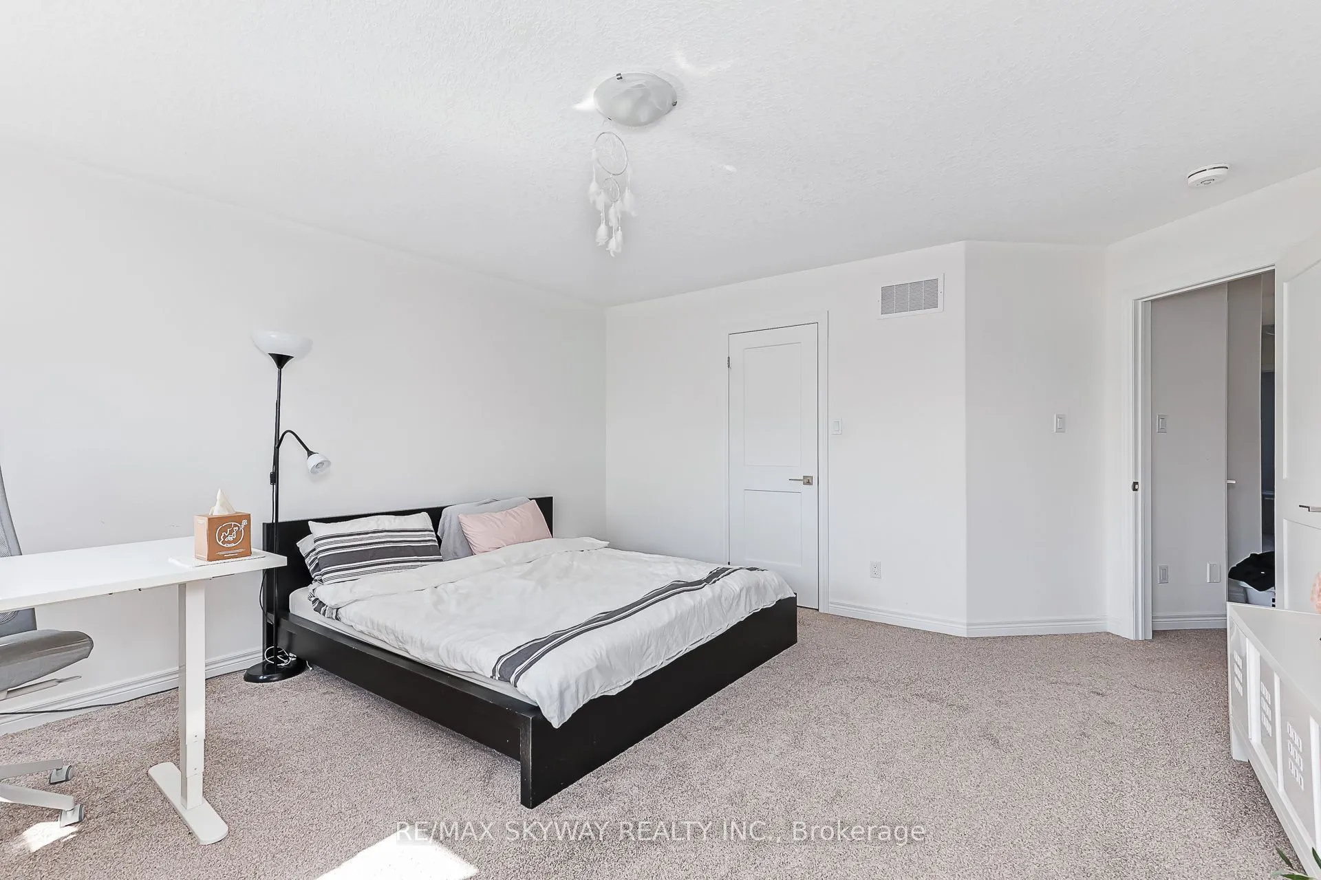 103 Plewes Drive W
