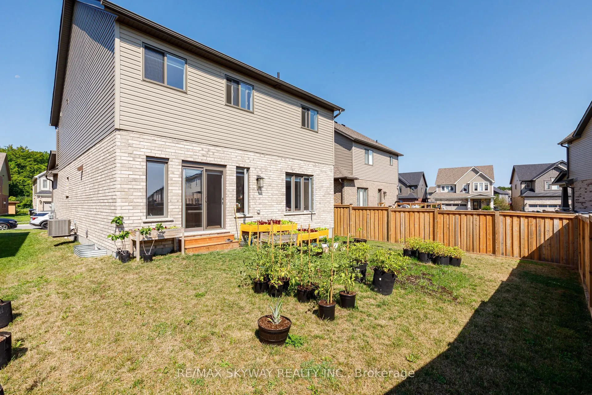 103 Plewes Drive W