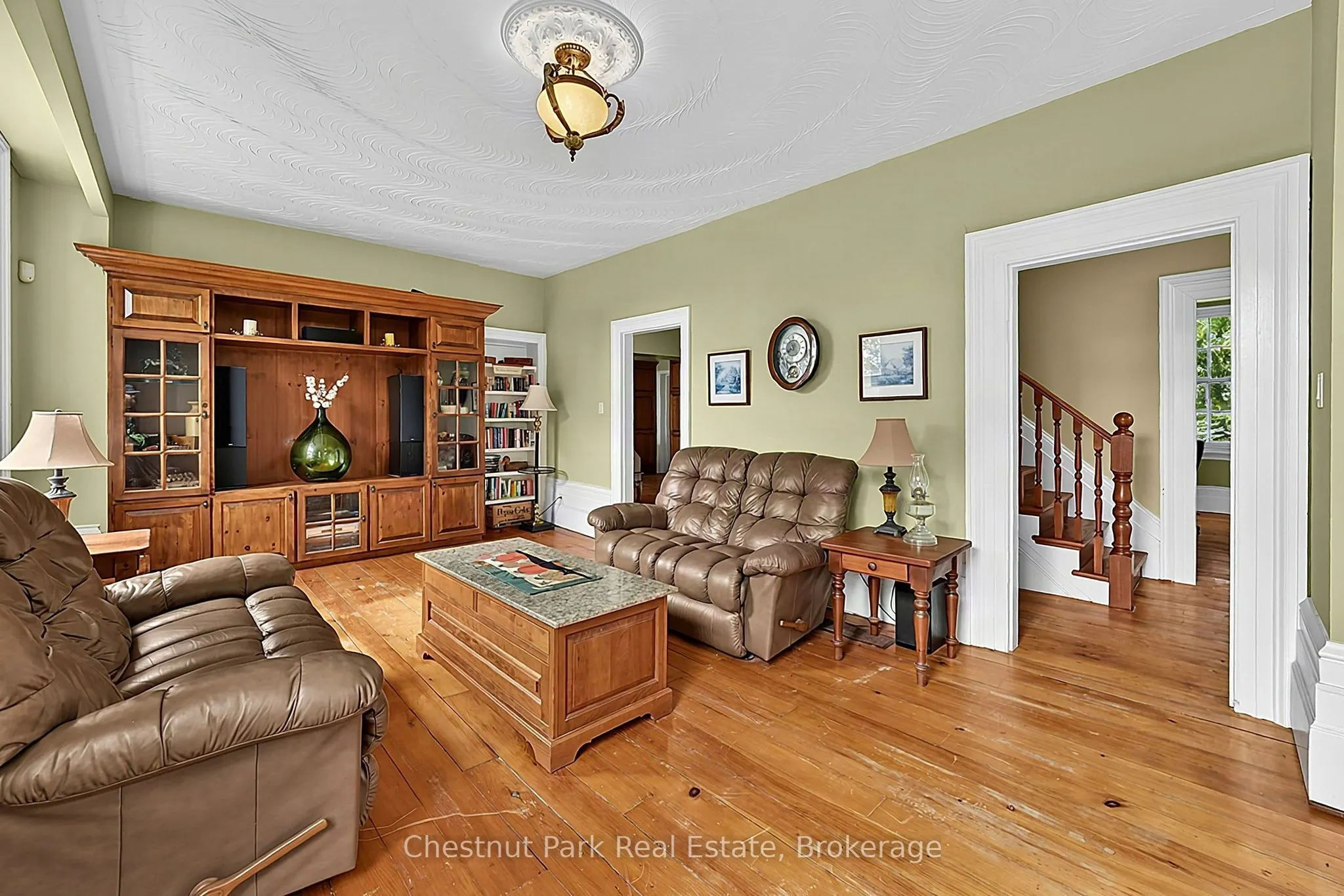 1164 Fairgrounds Road N