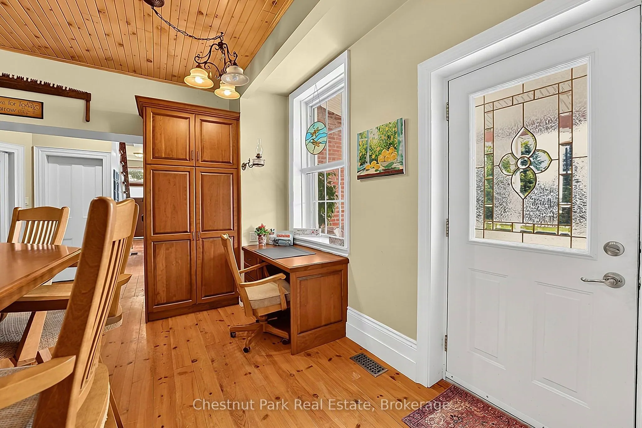 1164 Fairgrounds Road N