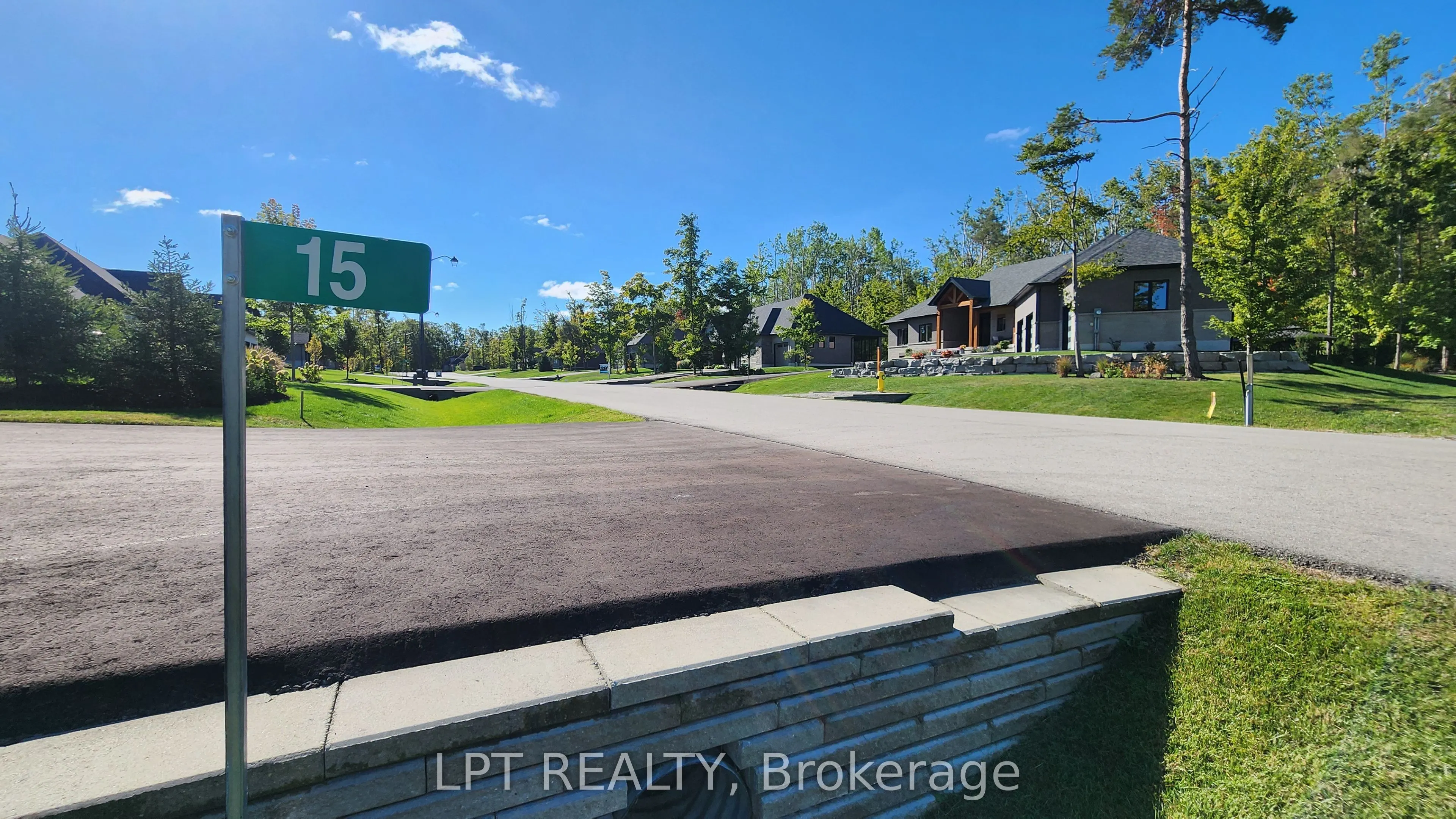 15 Byers Street