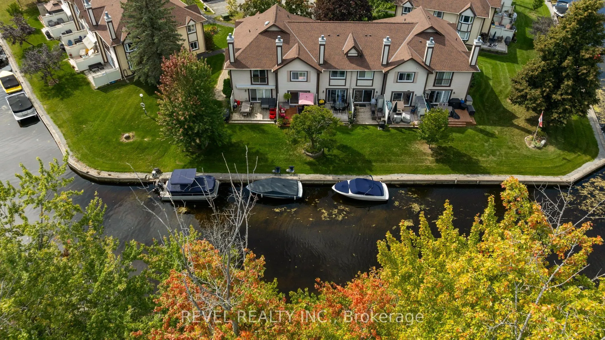 11 Laguna Parkway #26