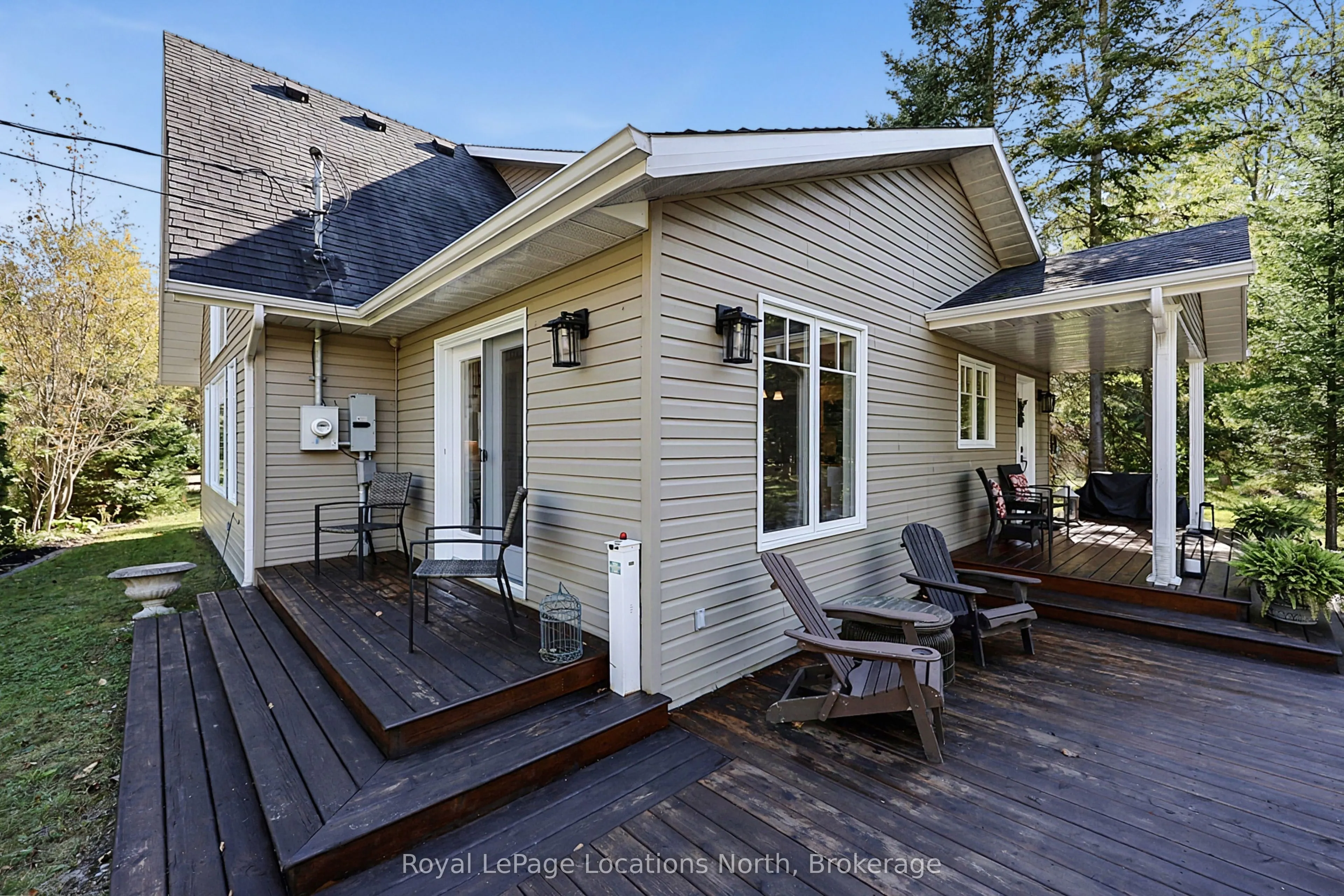 1 Moore Avenue