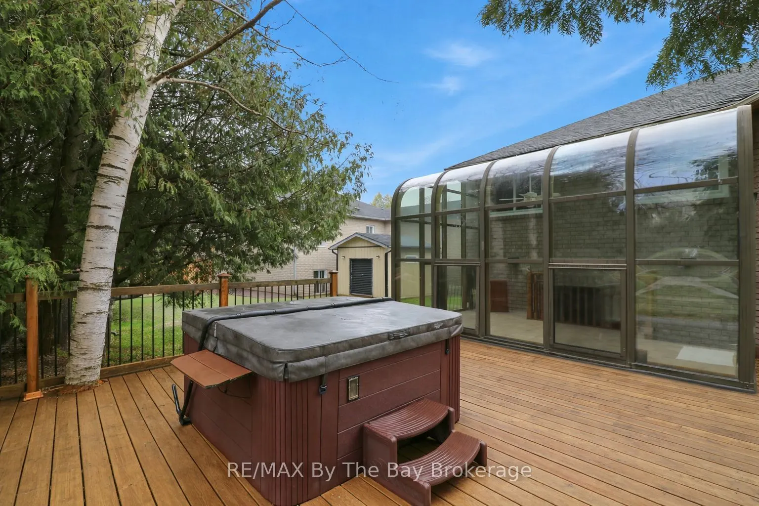 70 Fairway Crescent