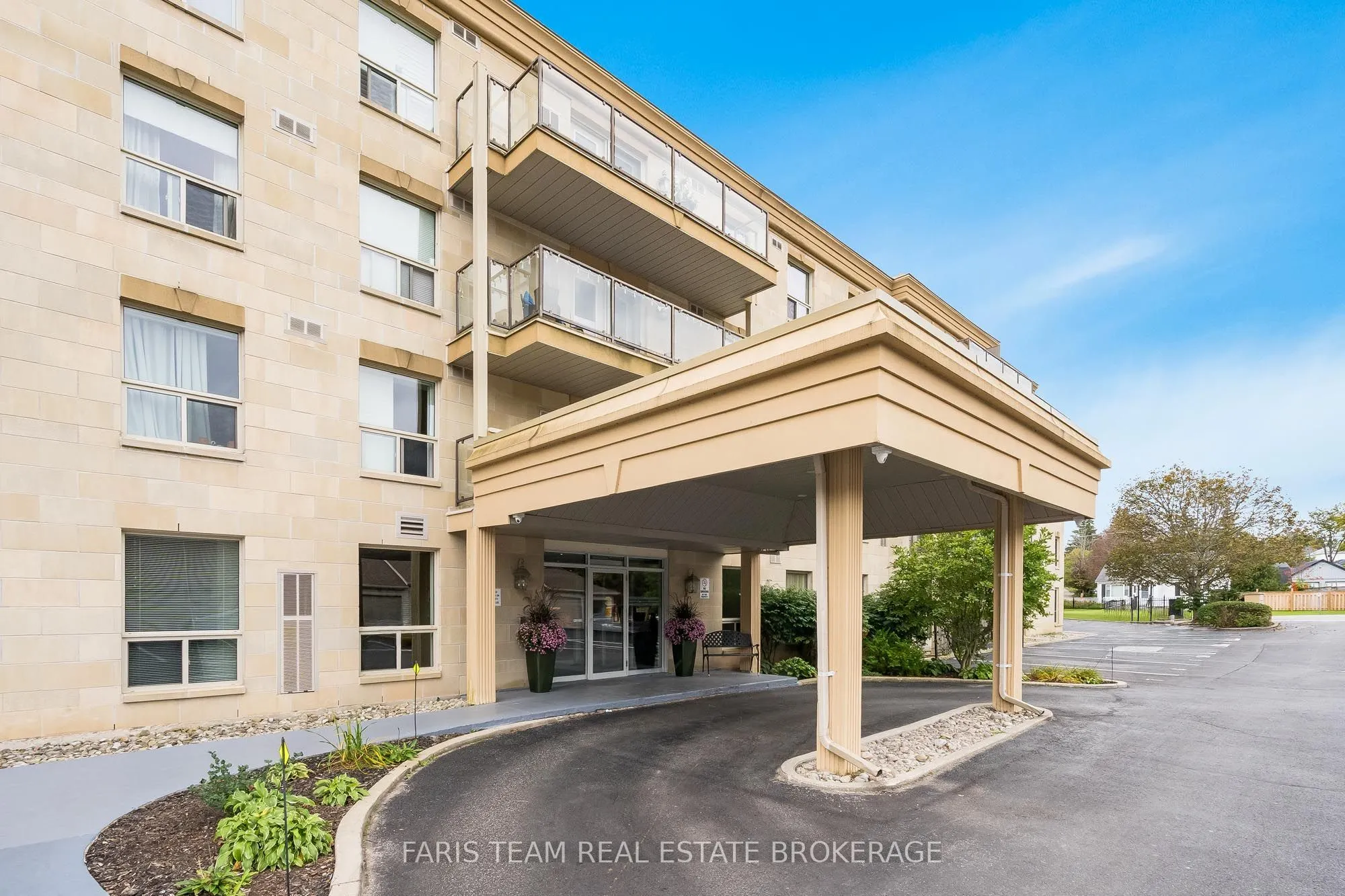 486 Laclie Street #110