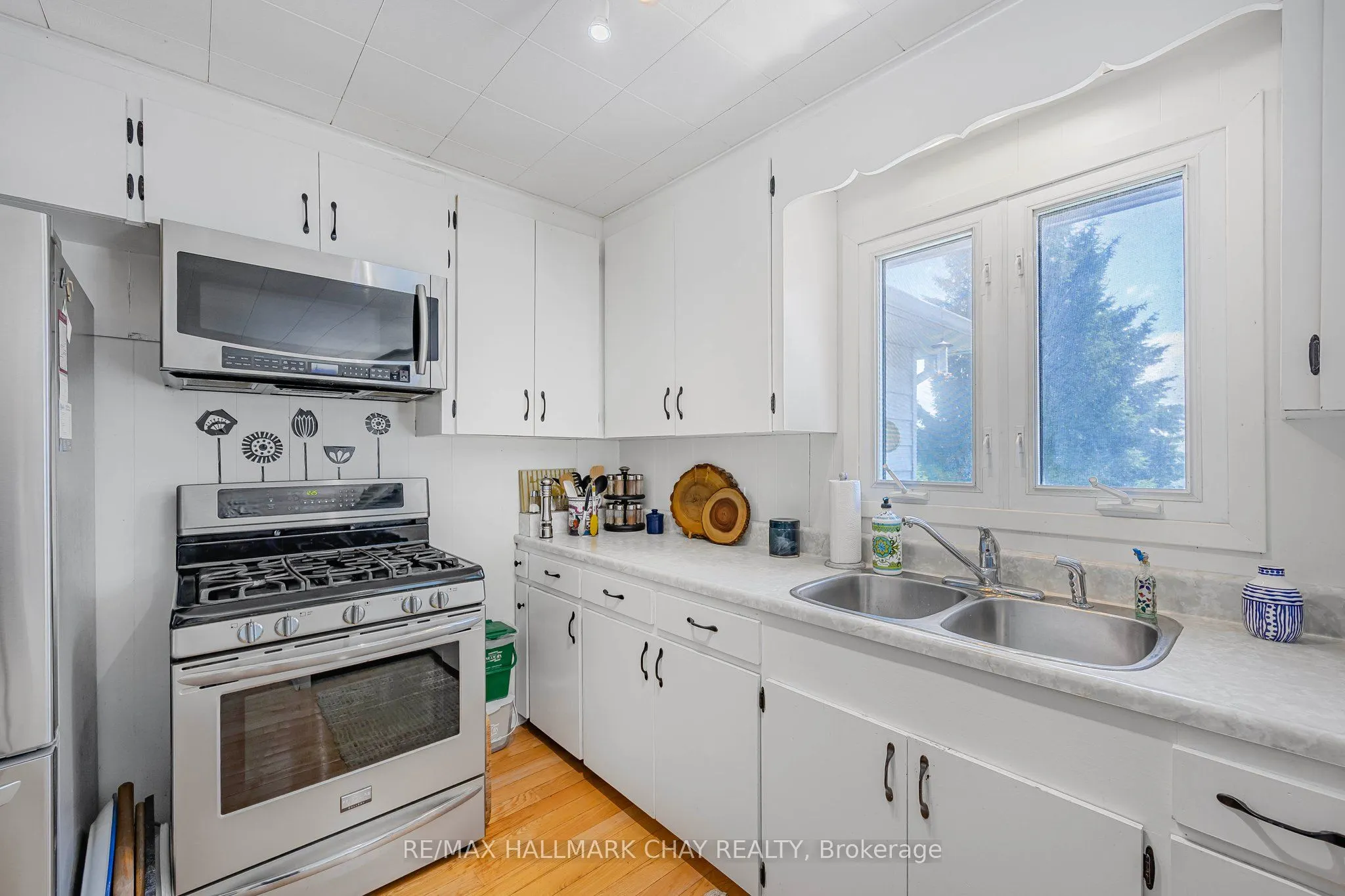 1125 Woodland Drive