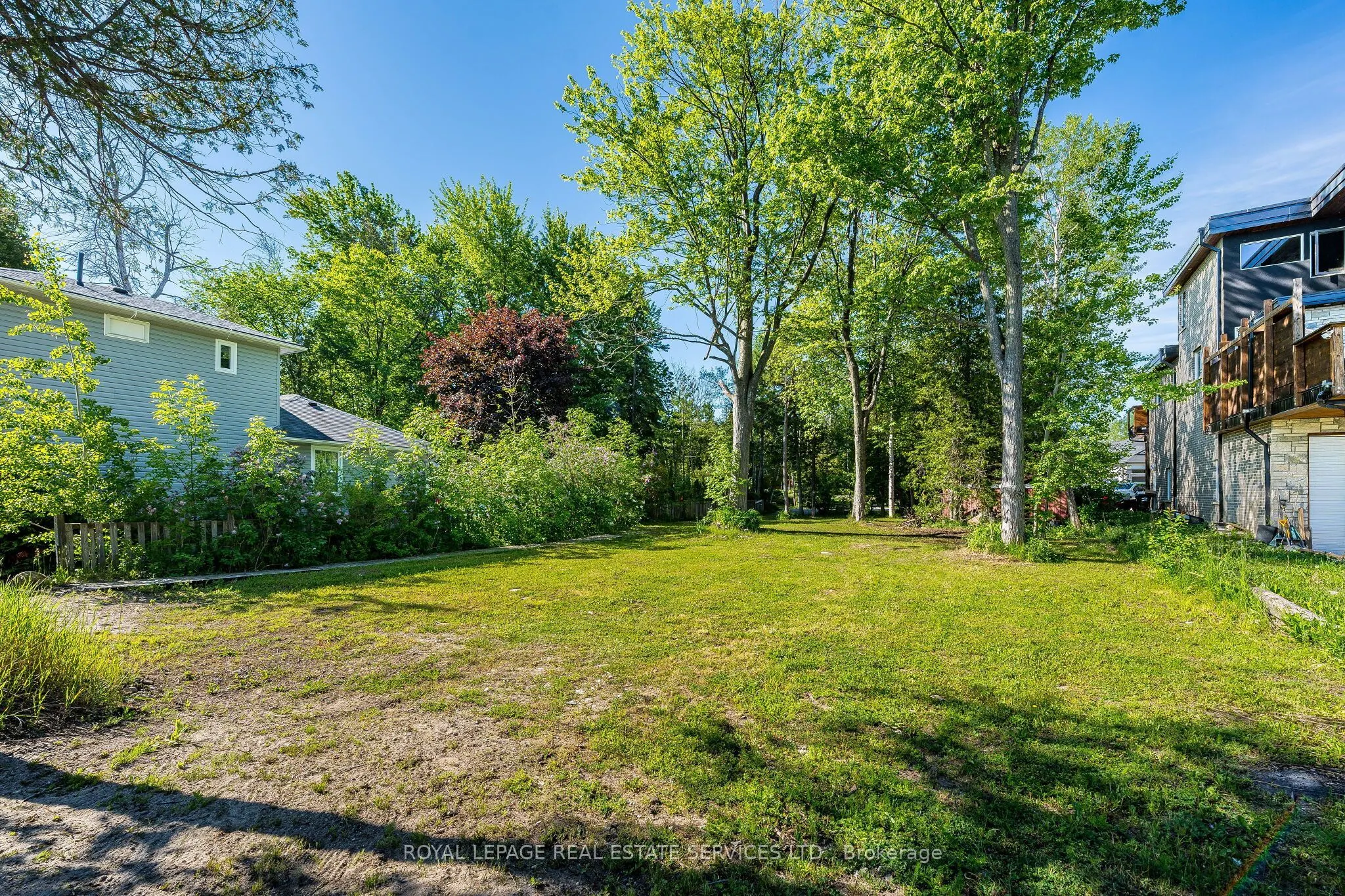 2228 Shore Lane