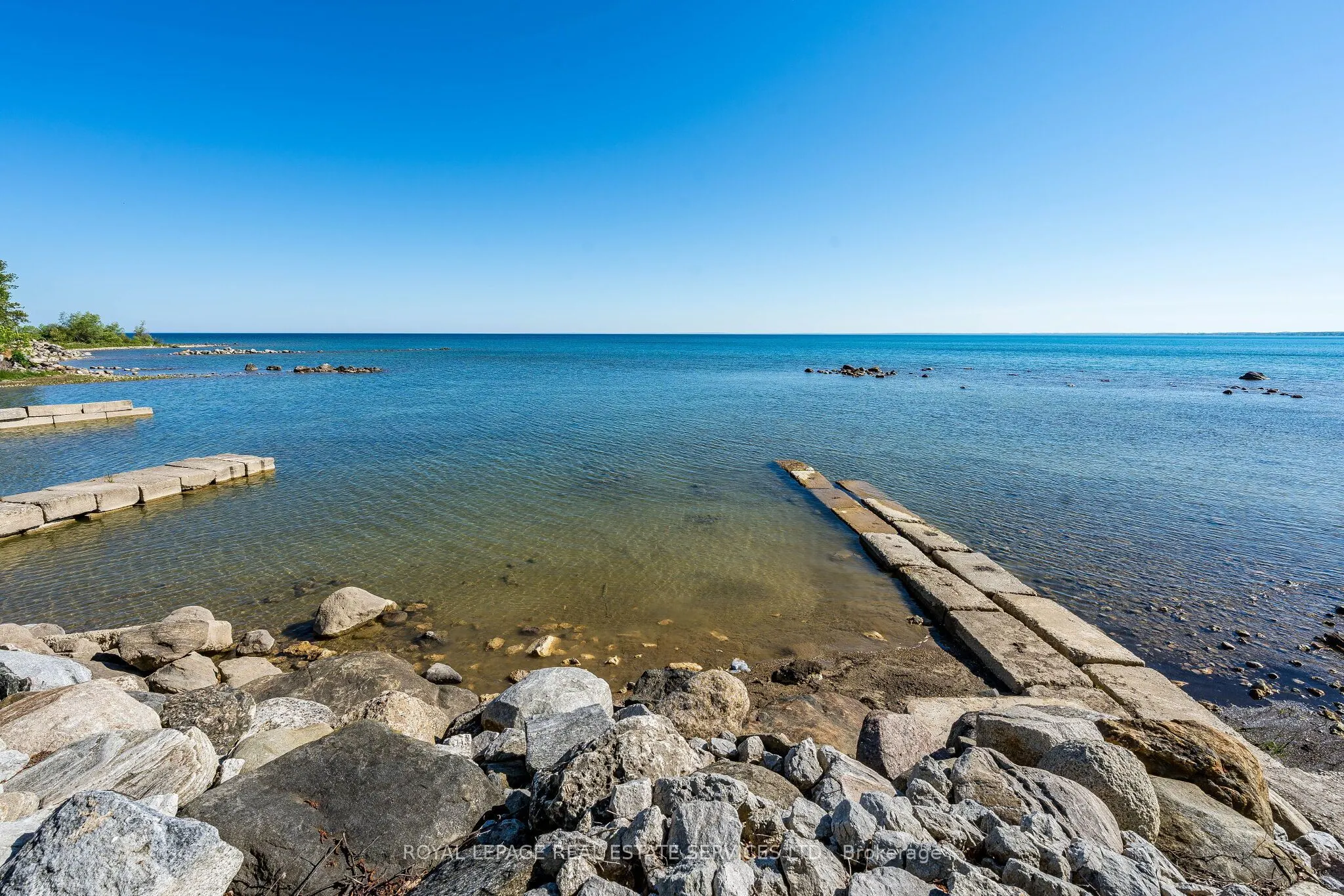 2228 Shore Lane
