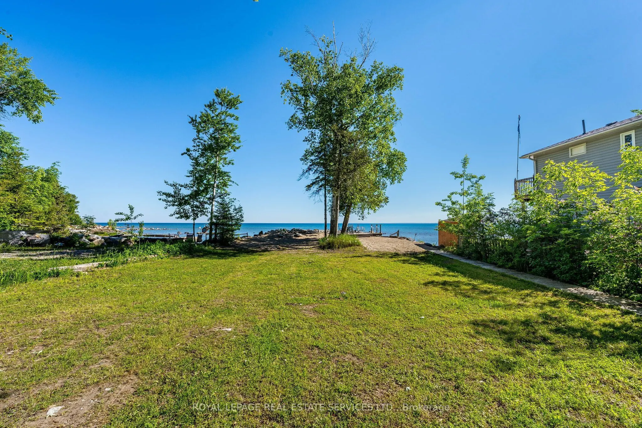2228 Shore Lane