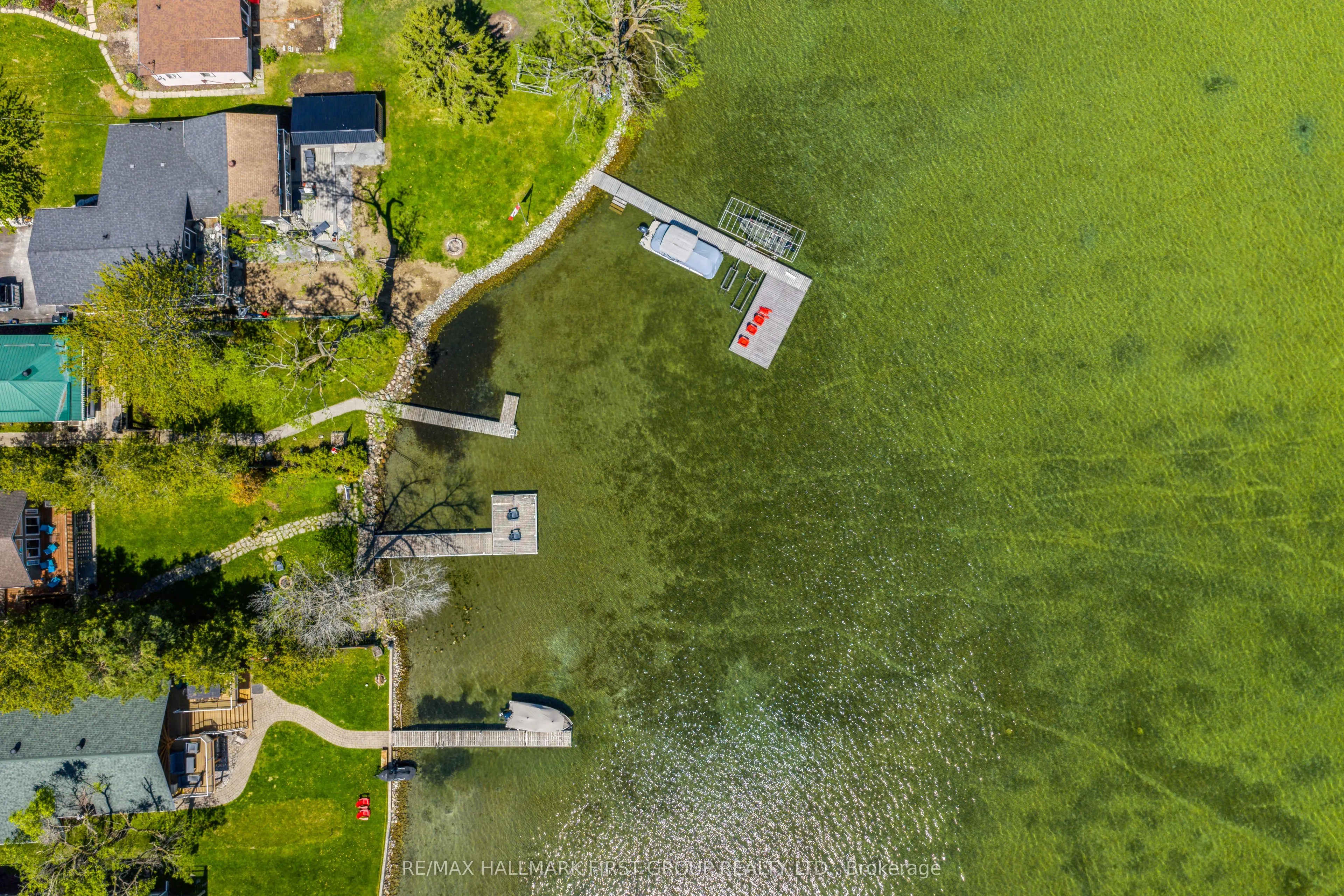 2807 Lakeside Drive