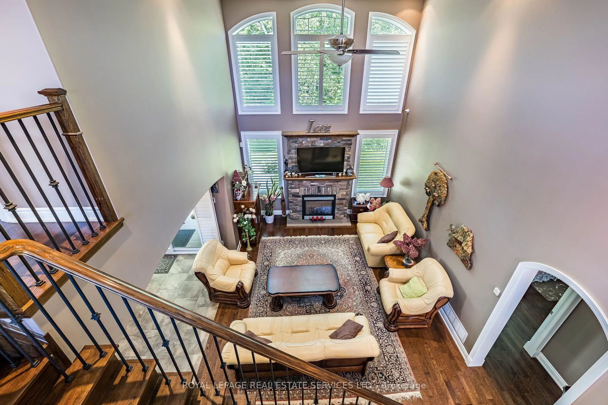 2295 Shore Lane