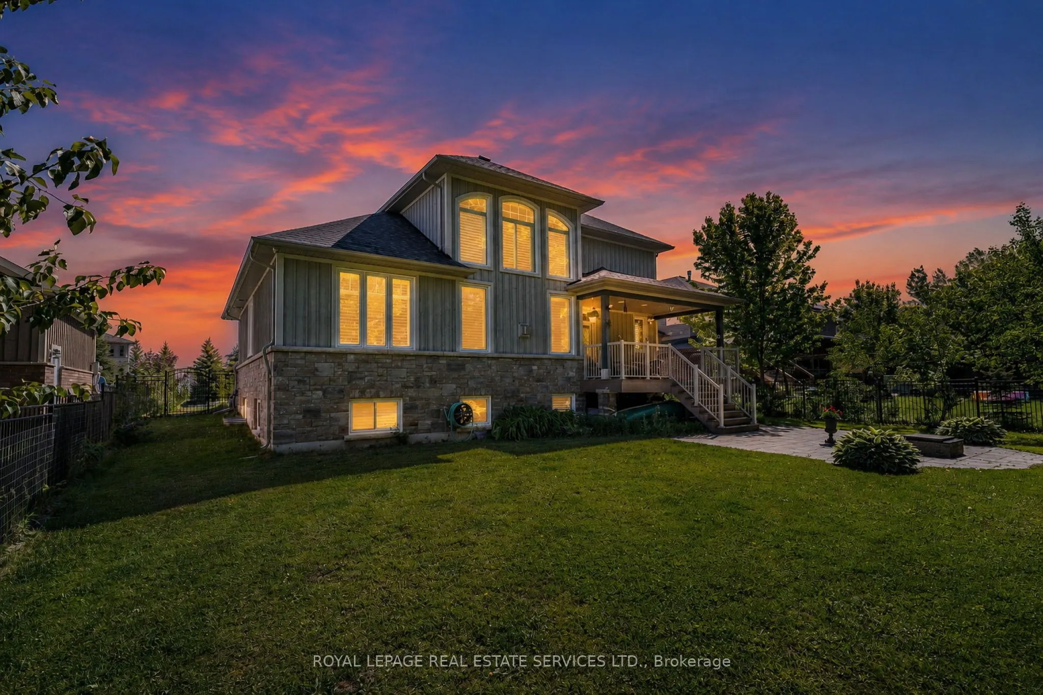 2295 Shore Lane