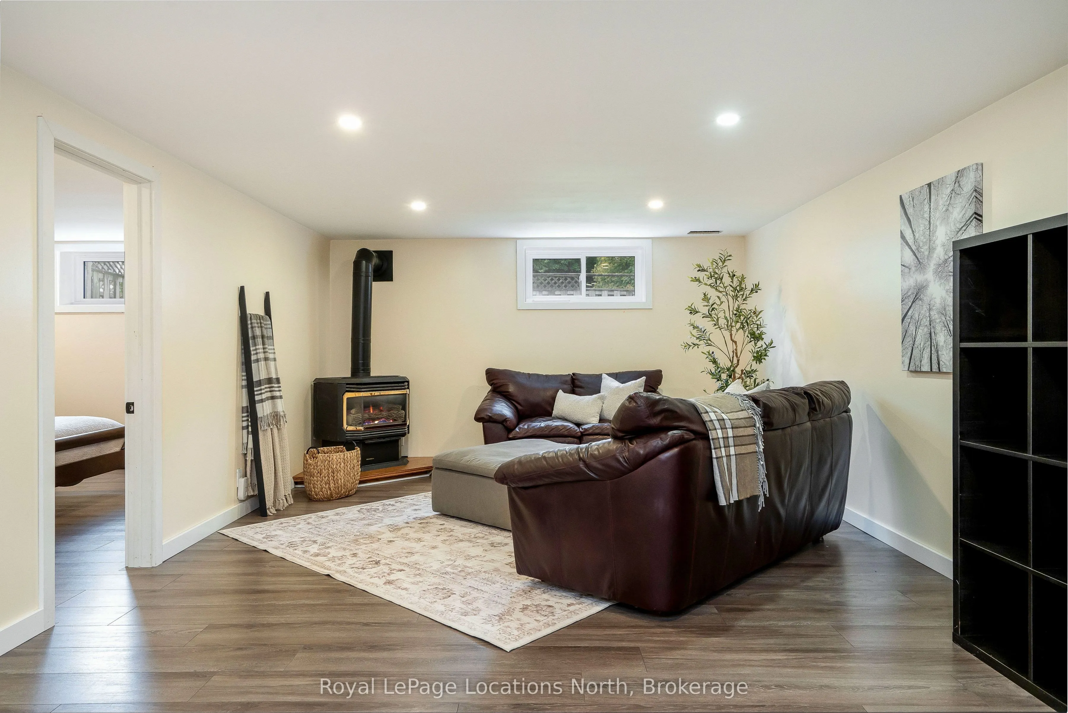 390 Second Street