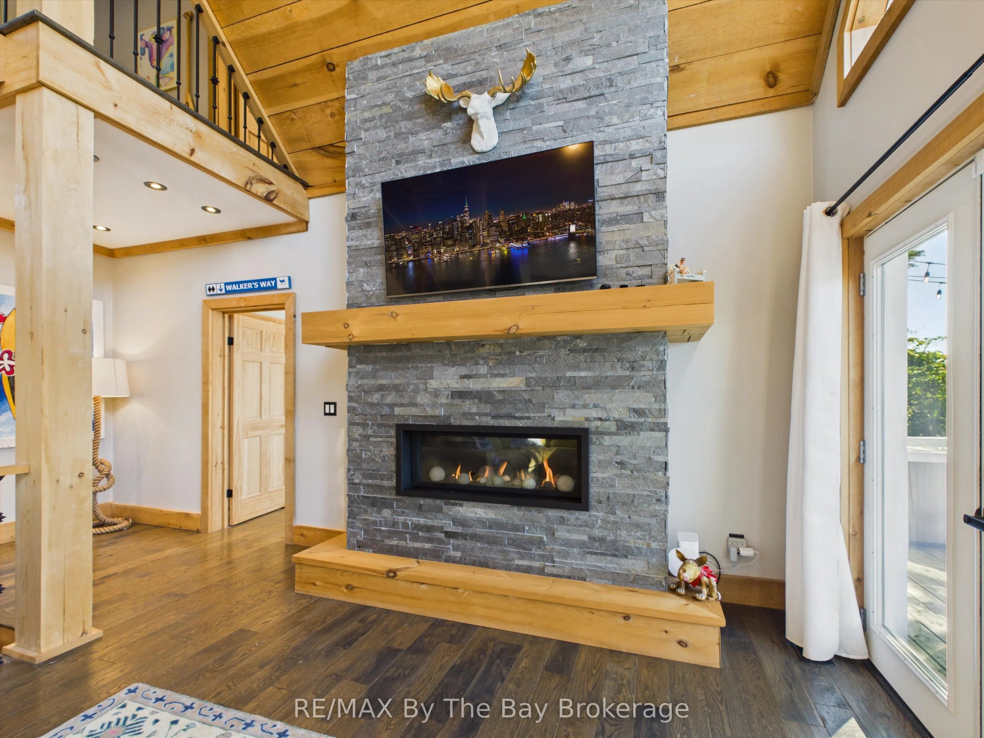 2056 River Road W