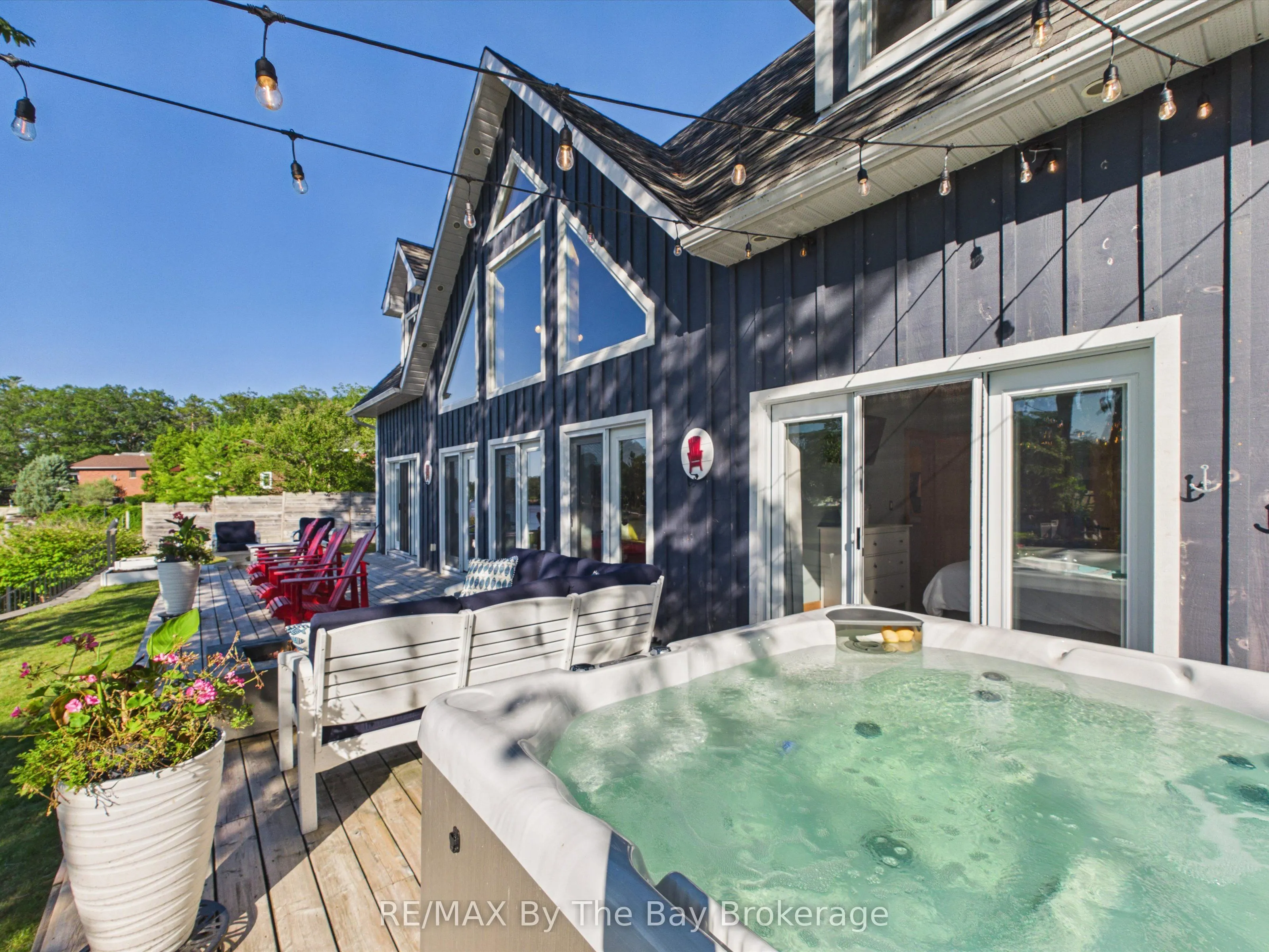 2056 River Road W