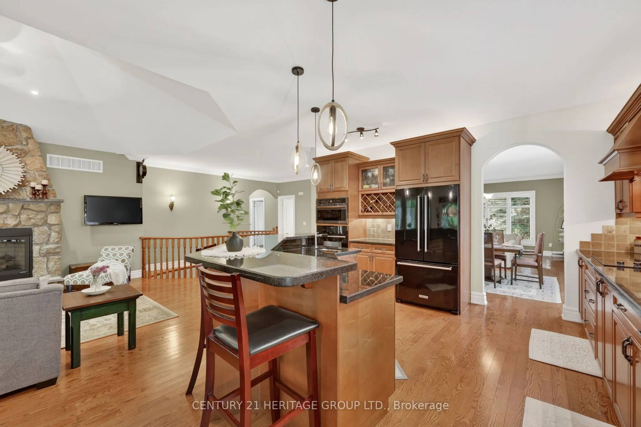 22 Lloyd Cook Drive E