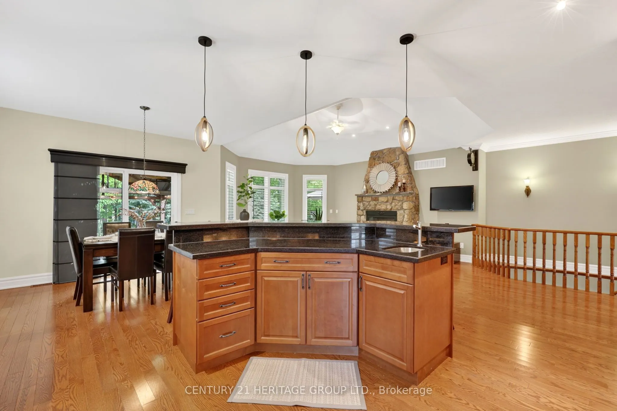 22 Lloyd Cook Drive E