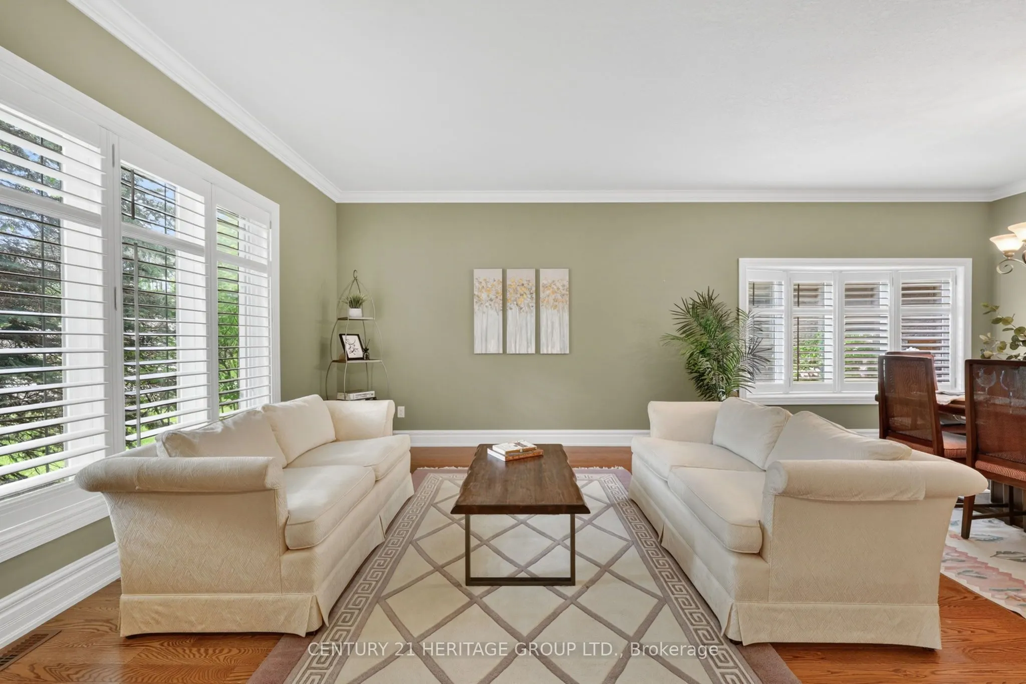 22 Lloyd Cook Drive E