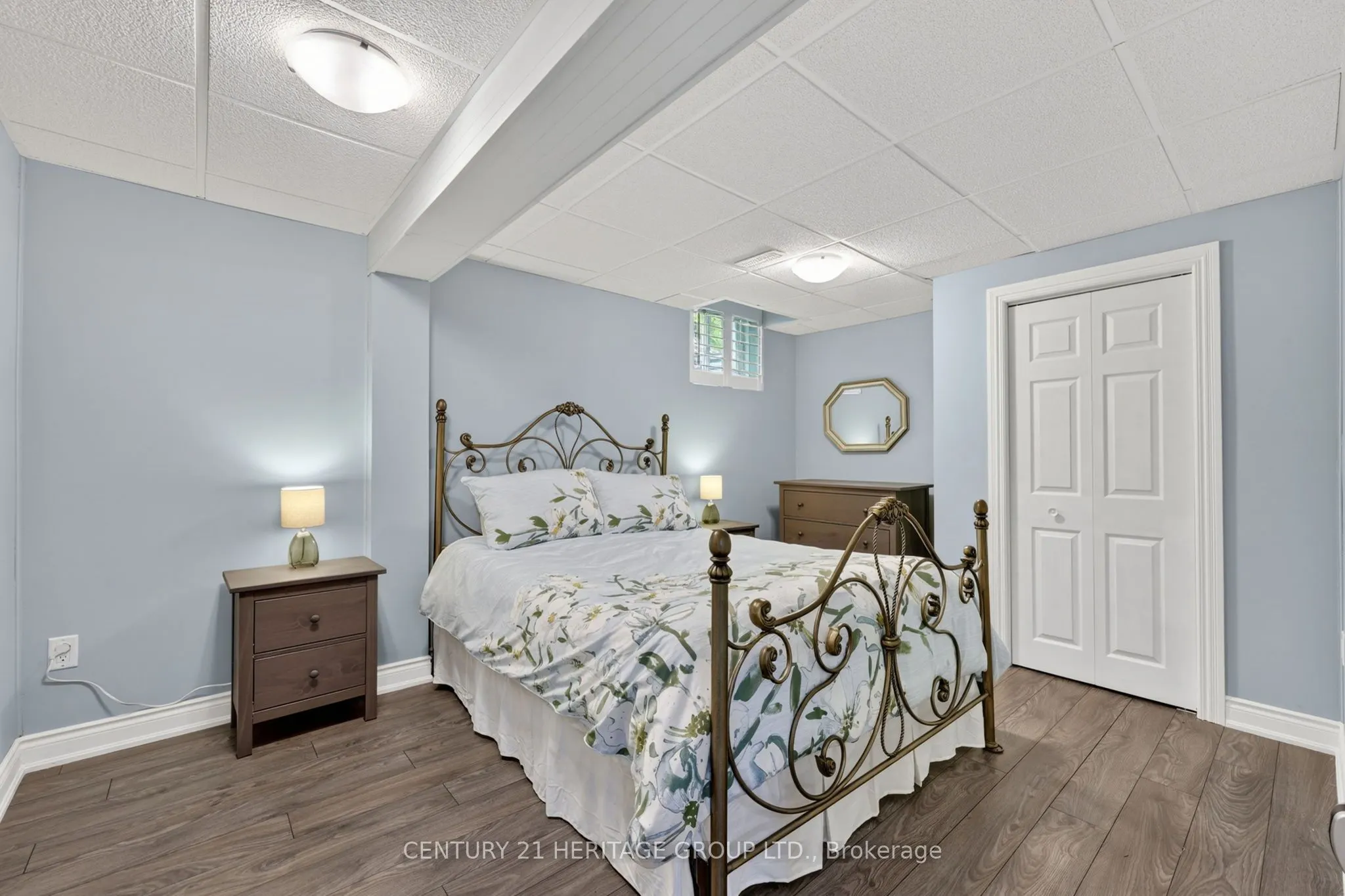 22 Lloyd Cook Drive E