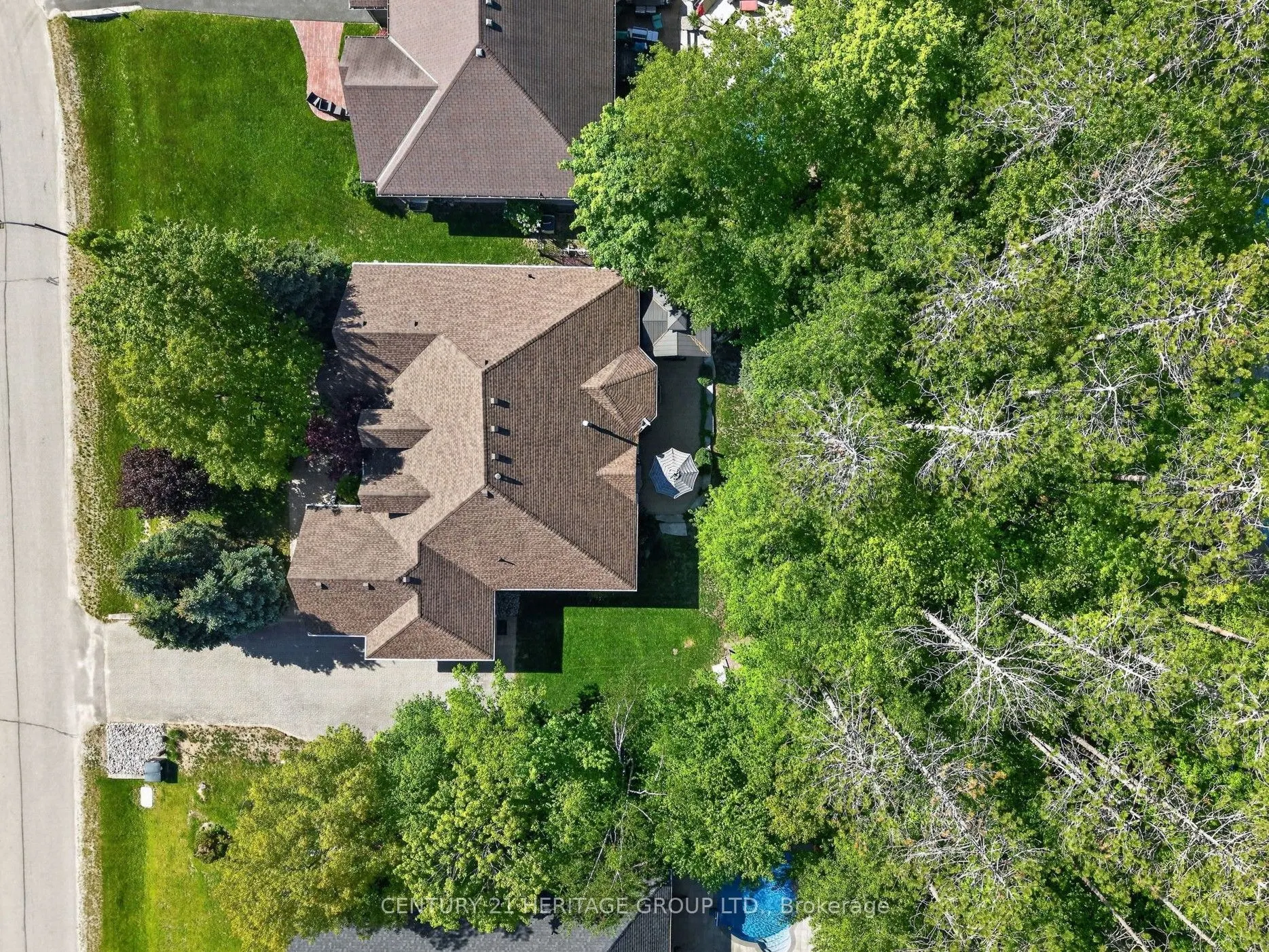 22 Lloyd Cook Drive E