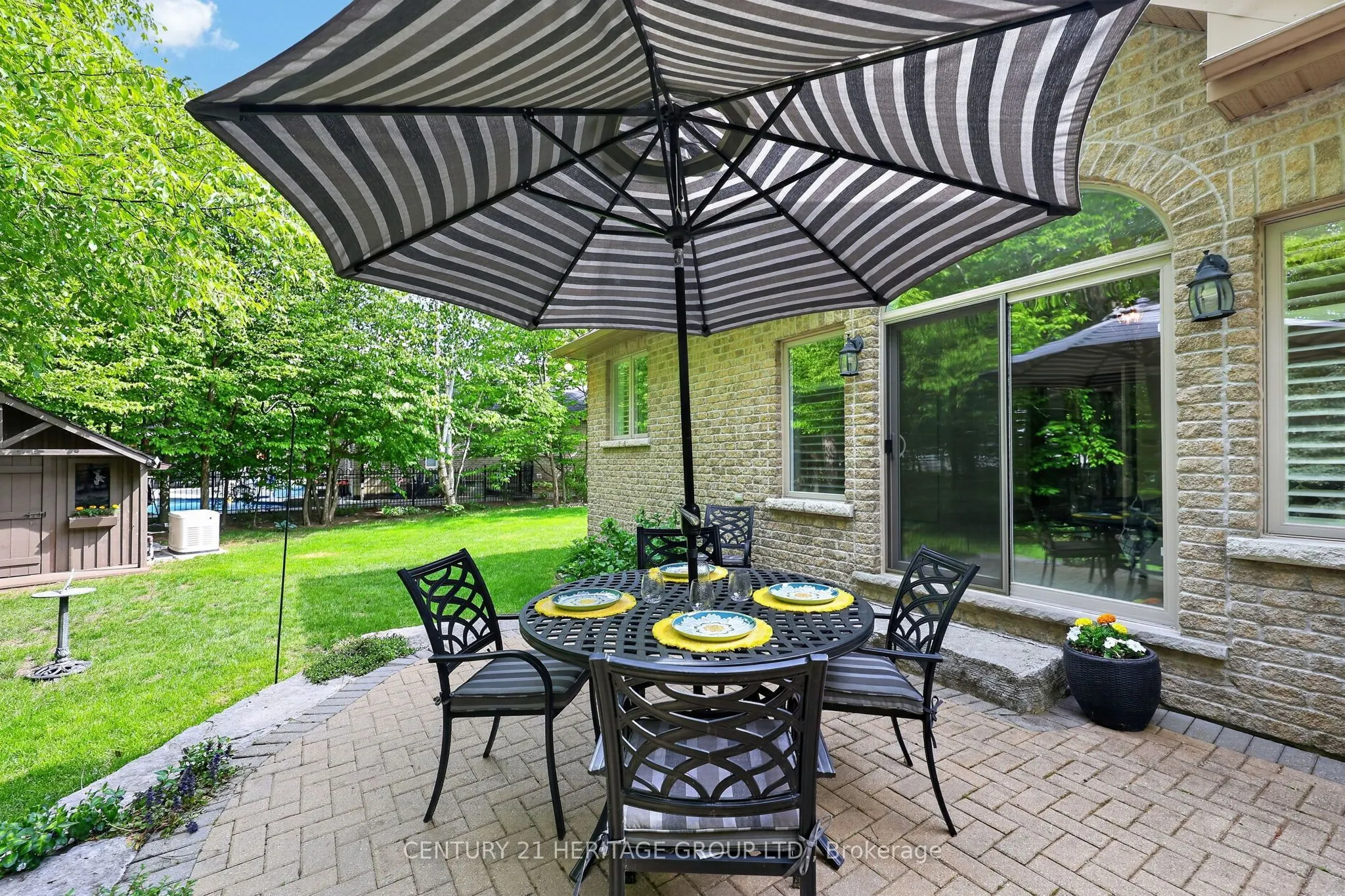 22 Lloyd Cook Drive E