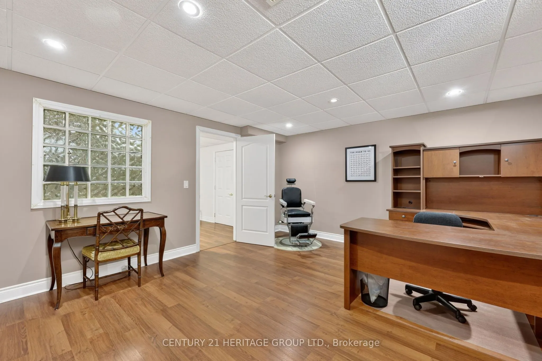 22 Lloyd Cook Drive E