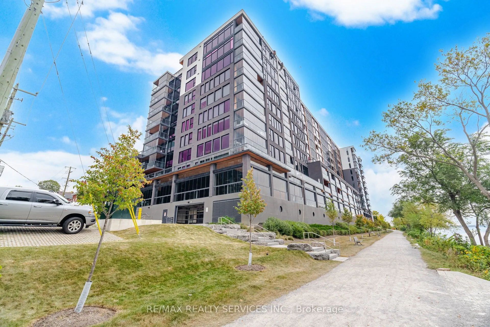 185 Dunlop Street E #620