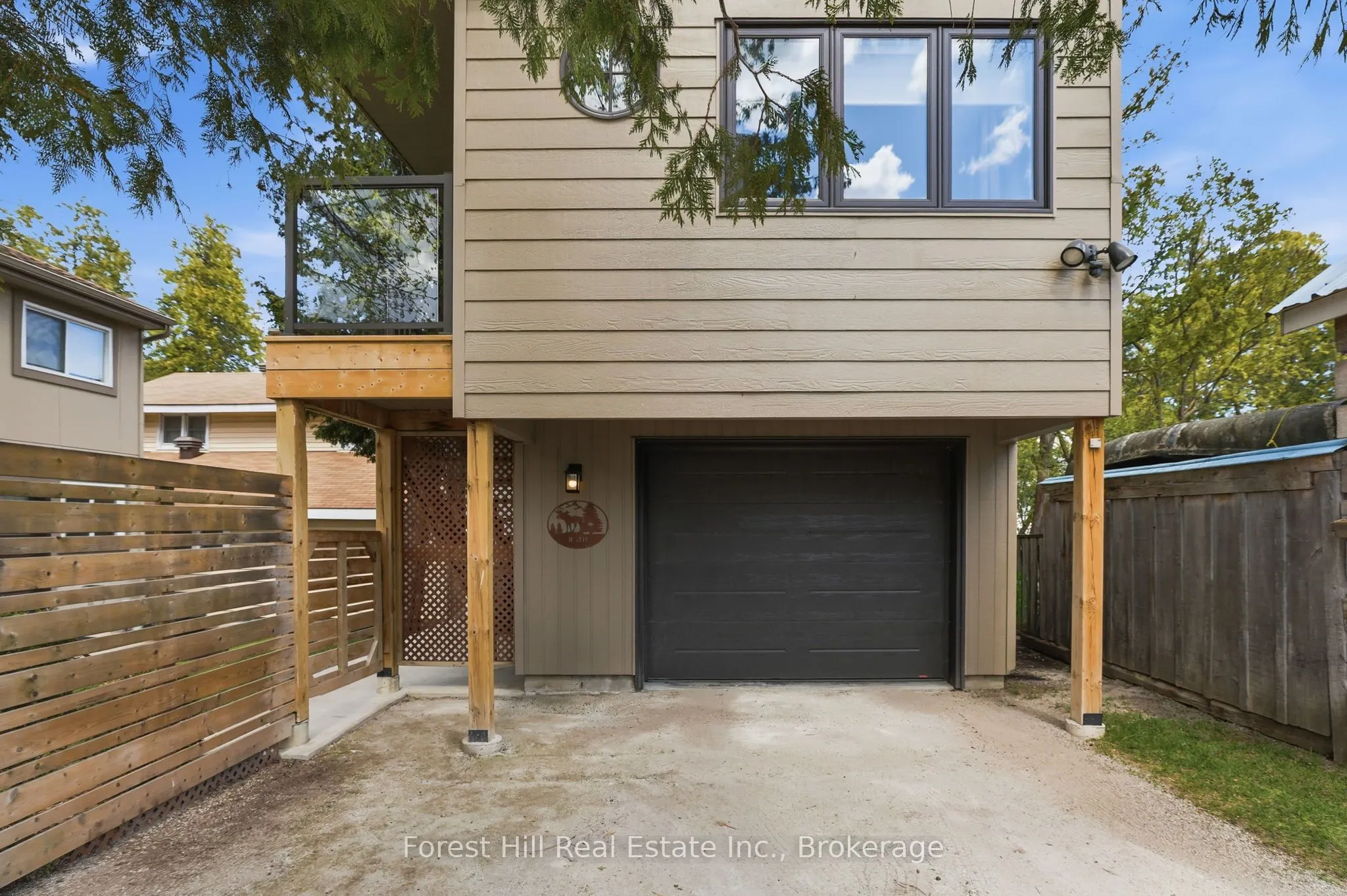 81 St Lawrence Street