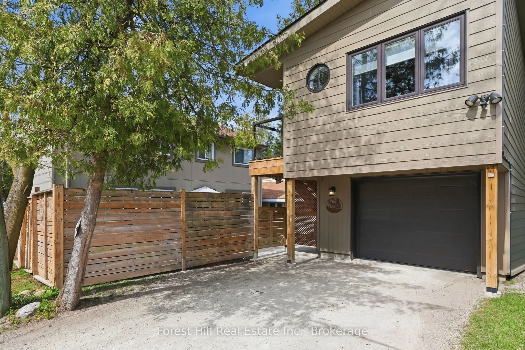 81 St Lawrence Street