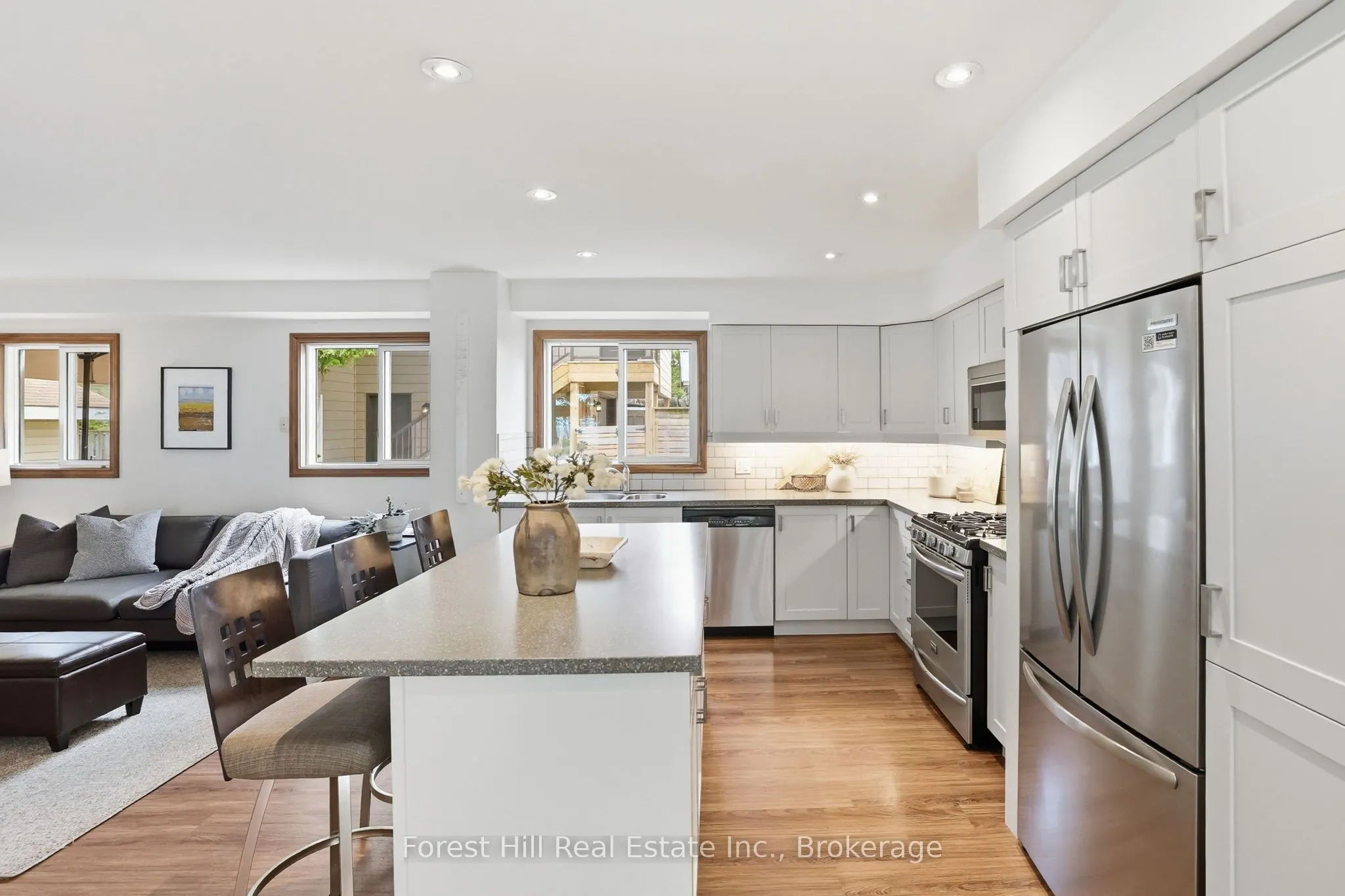 81 St Lawrence Street