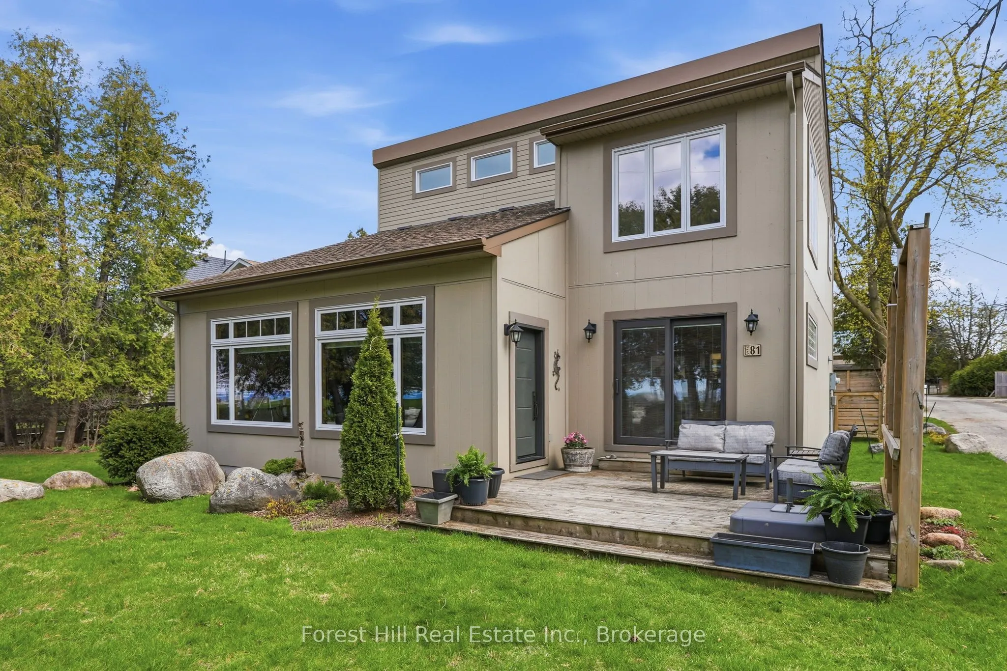 81 St Lawrence Street