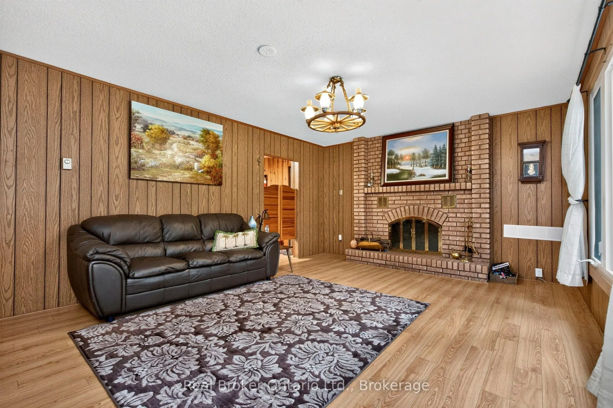 16 Fredrick Avenue