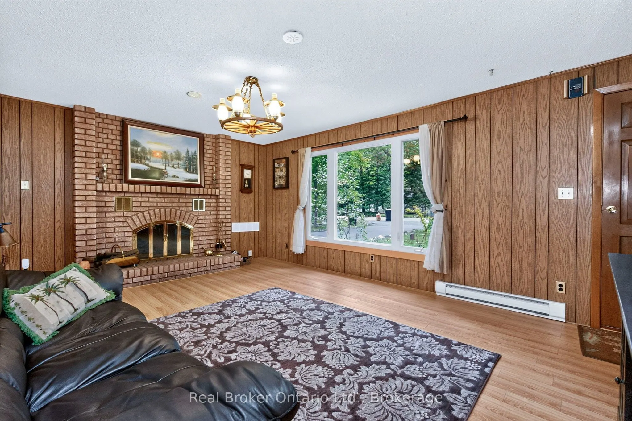 16 Fredrick Avenue