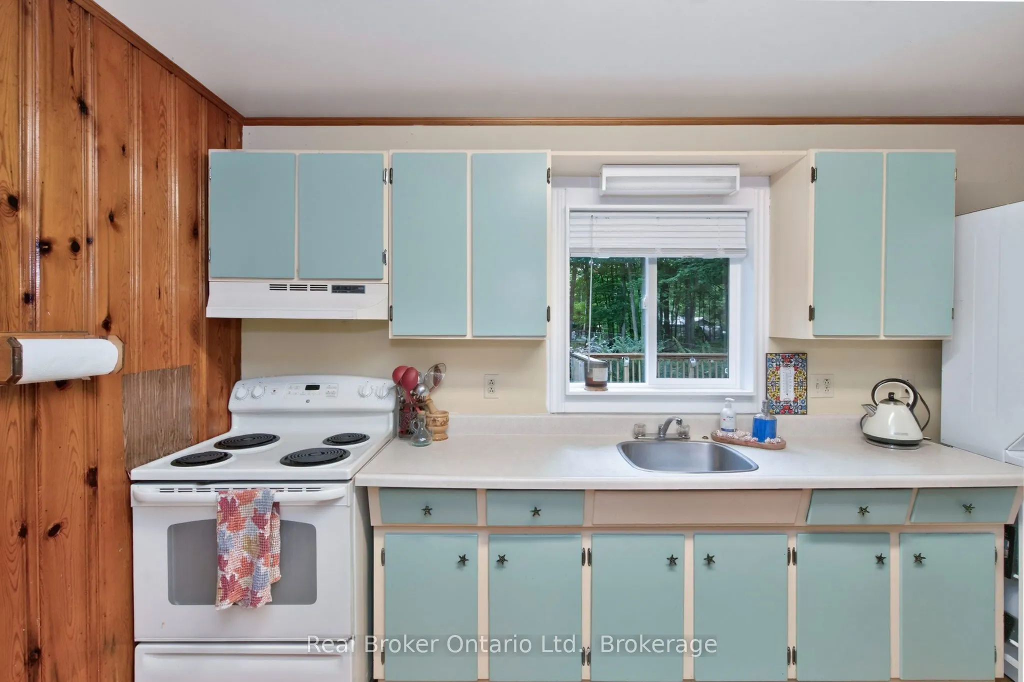 16 Fredrick Avenue