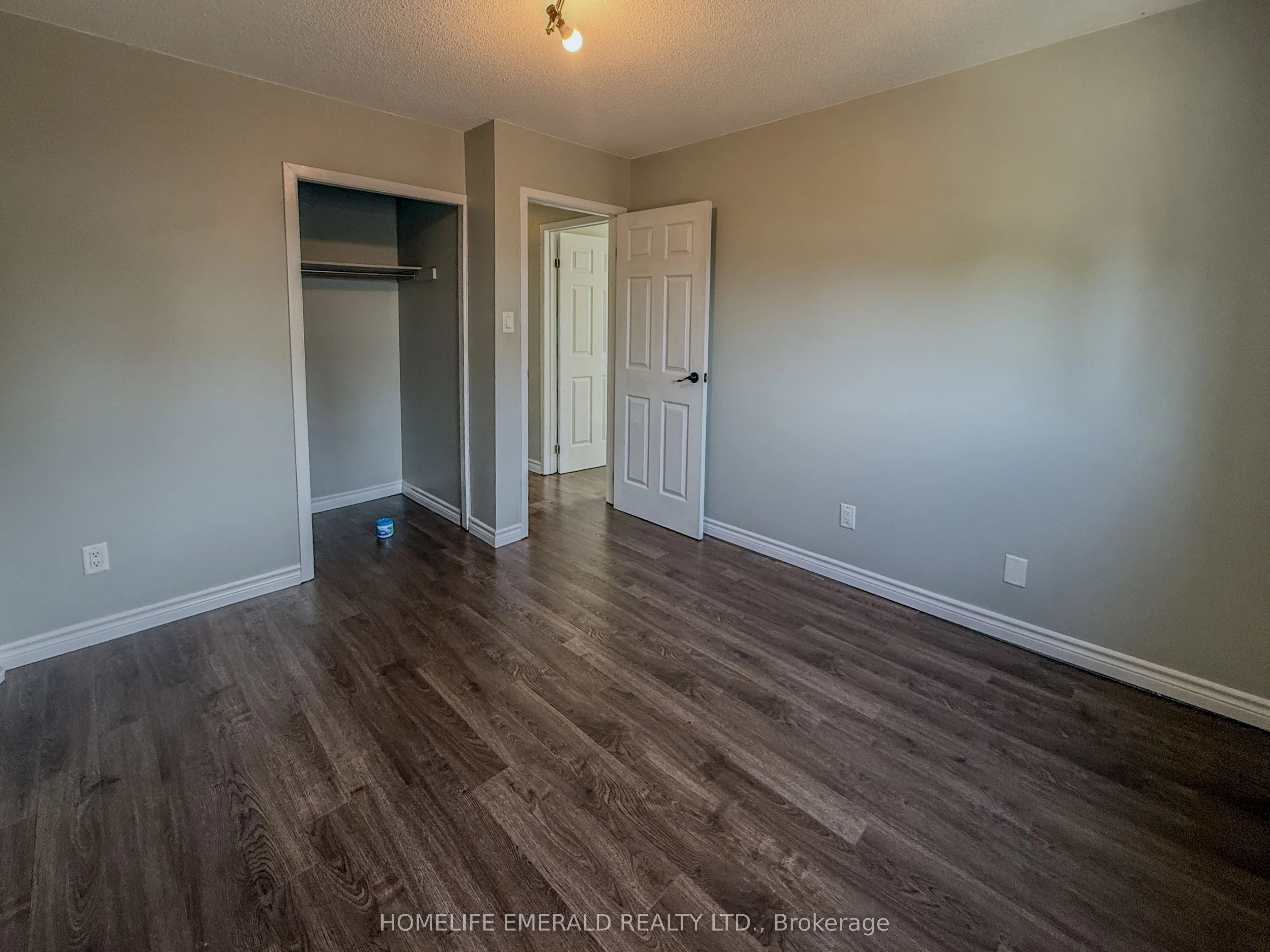 131 Cundles Road E