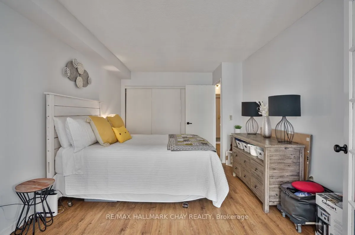 150 Dunlop Street E #1104