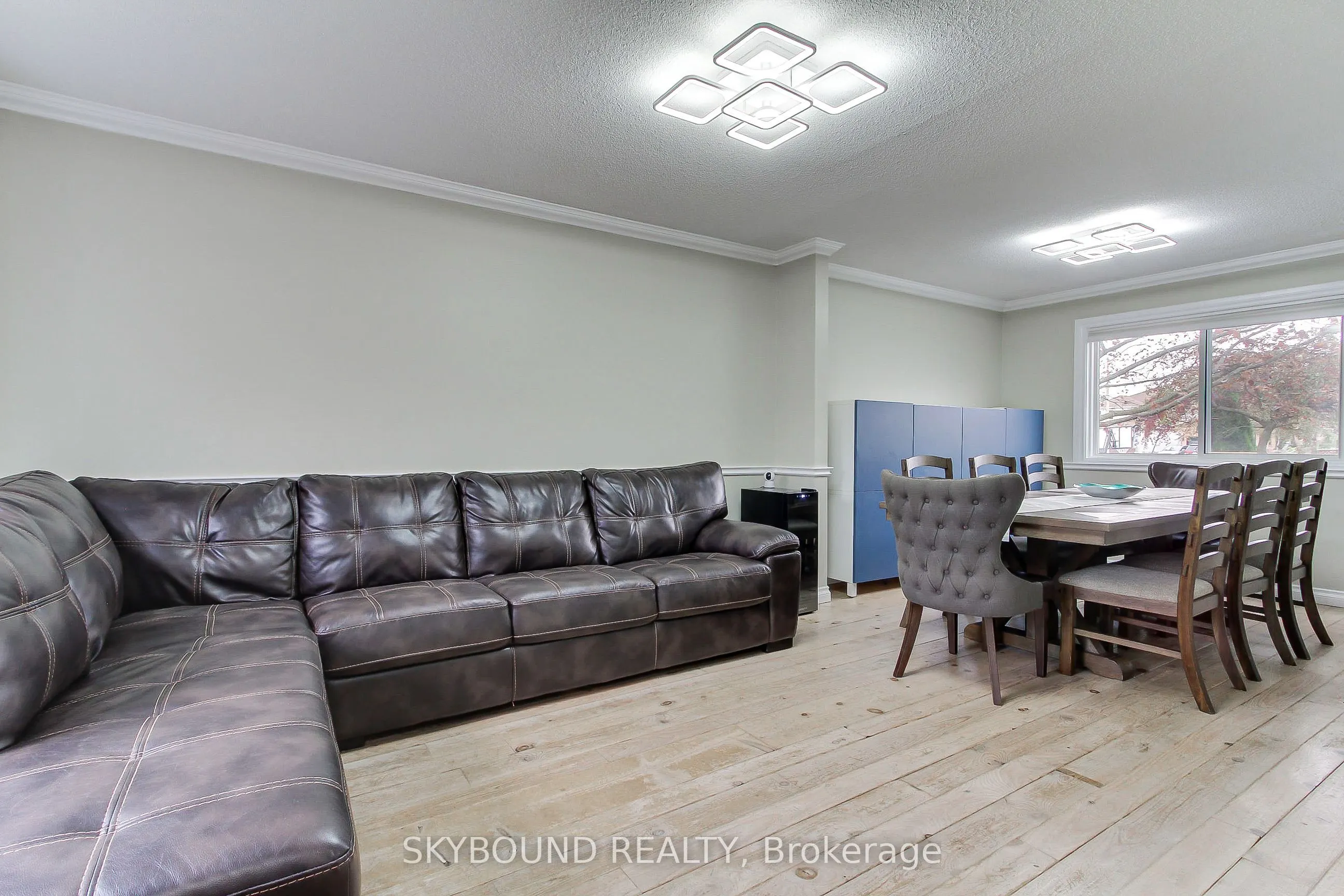 313 Hickling Trail