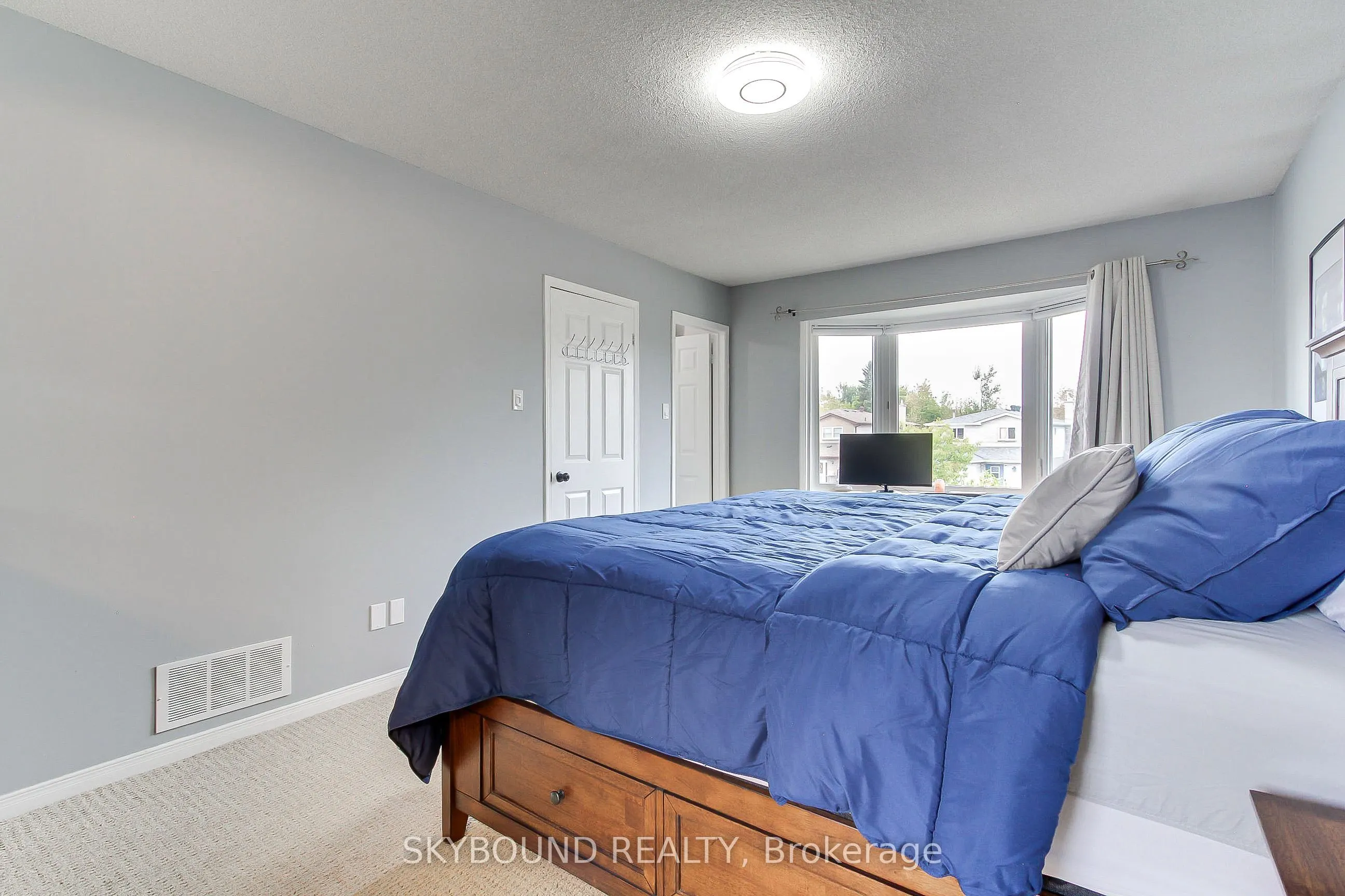 313 Hickling Trail