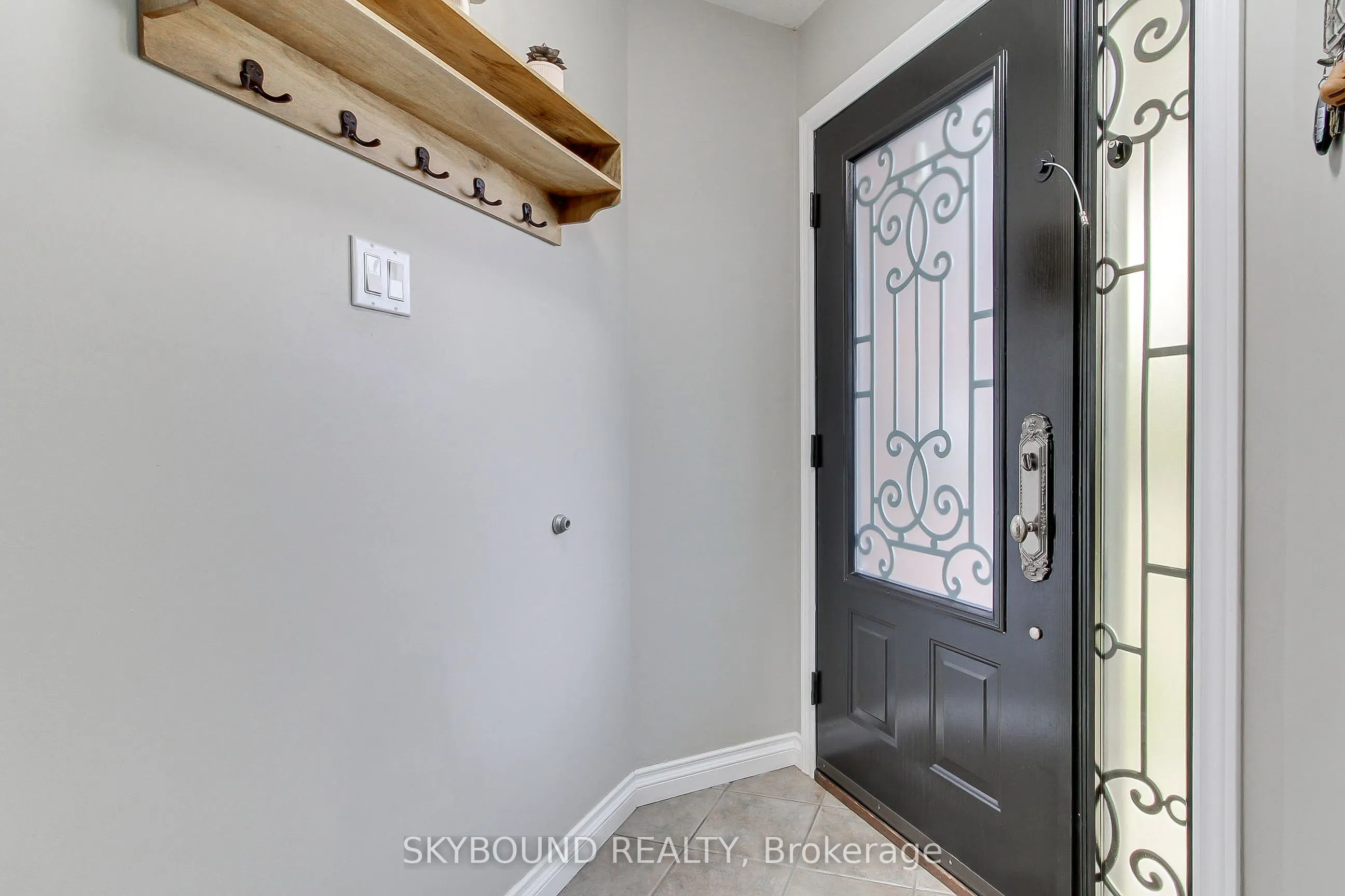 313 Hickling Trail