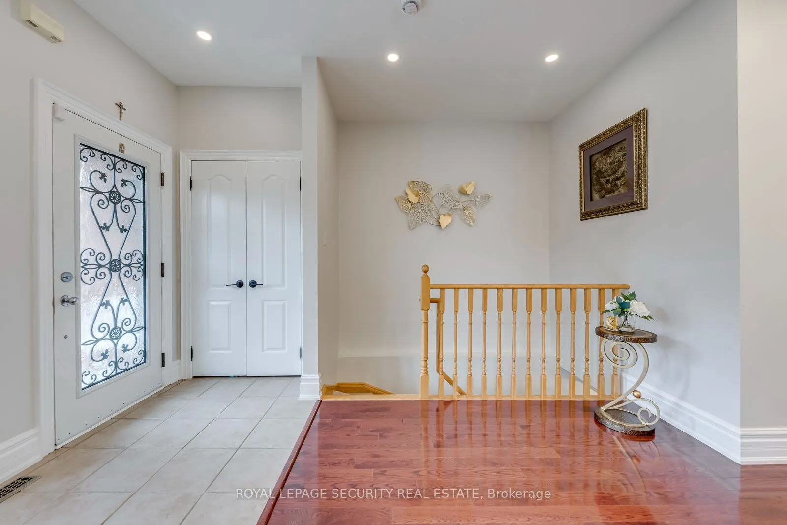 25 Pinecliff Crescent