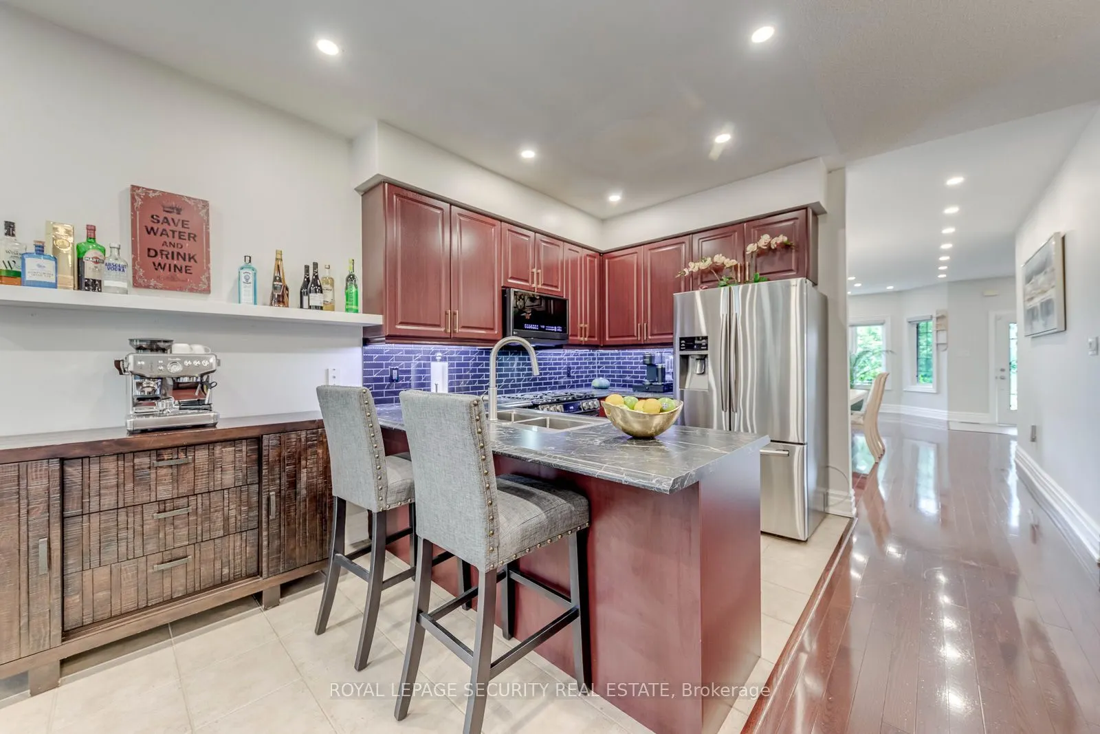 25 Pinecliff Crescent