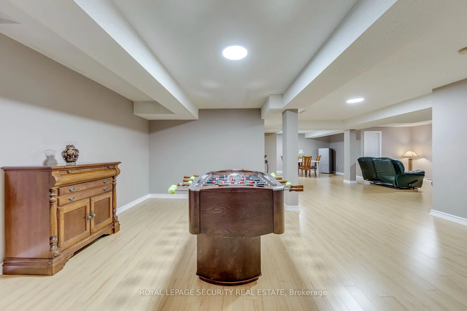 25 Pinecliff Crescent